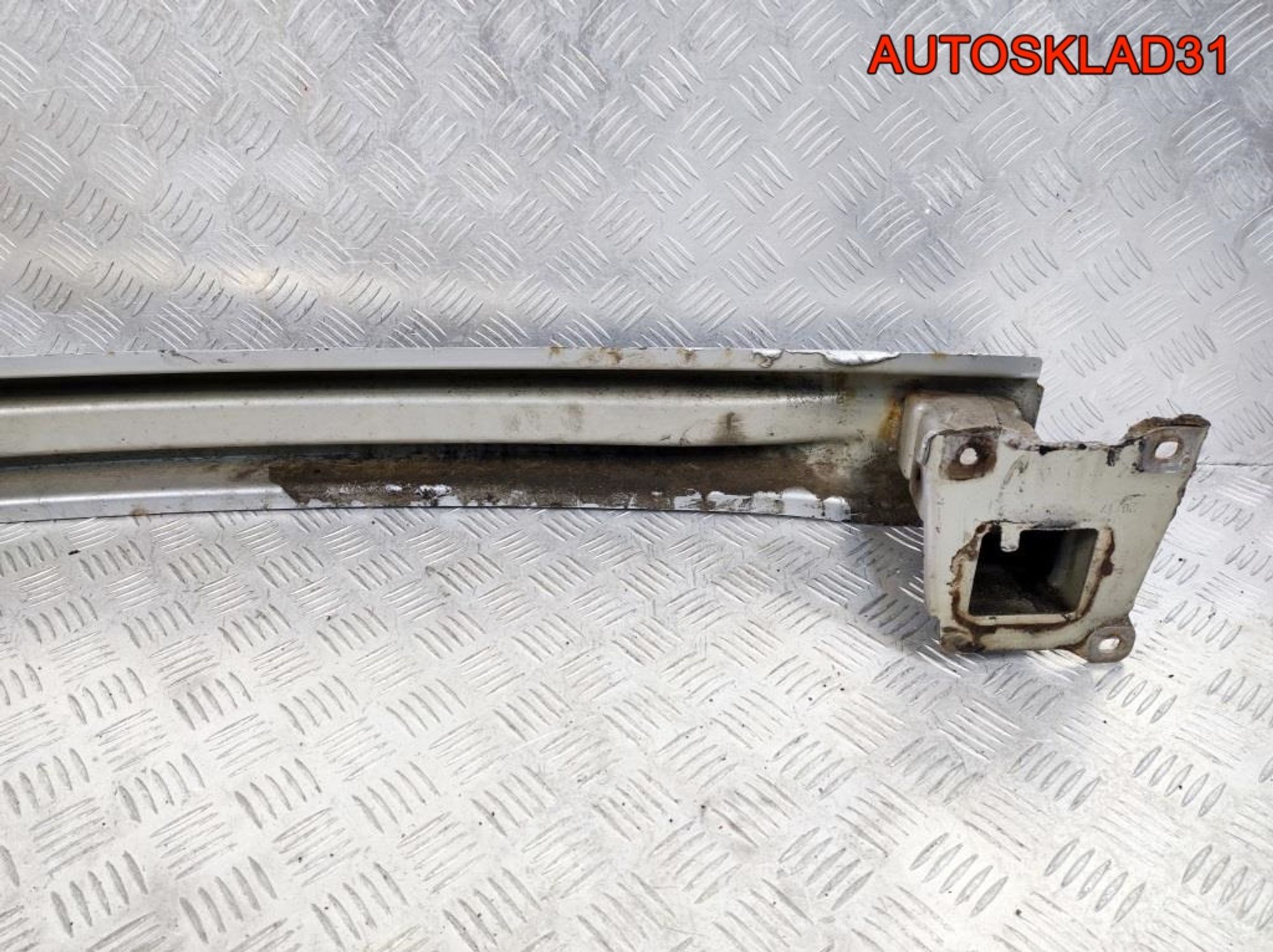 Усилитель заднего бампера Skoda Rapid 5JJ807305, 4900 рублей, Дубовое