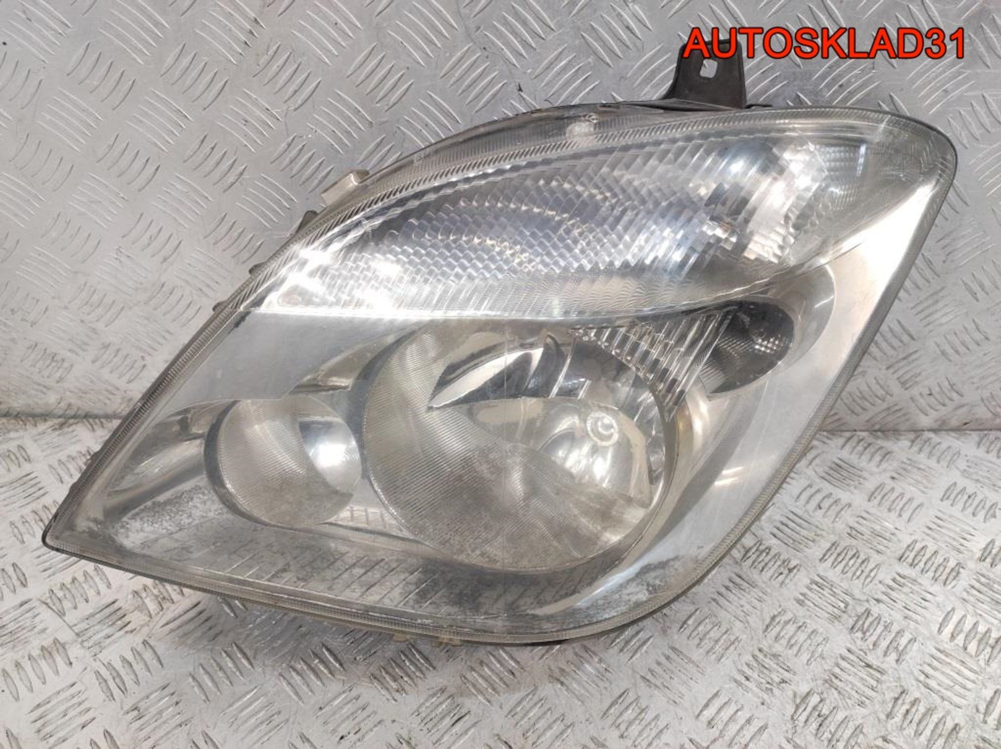 Фара левая Mercedes Benz Sprinter 906 A9068200161, 1800 рублей, Дубовое