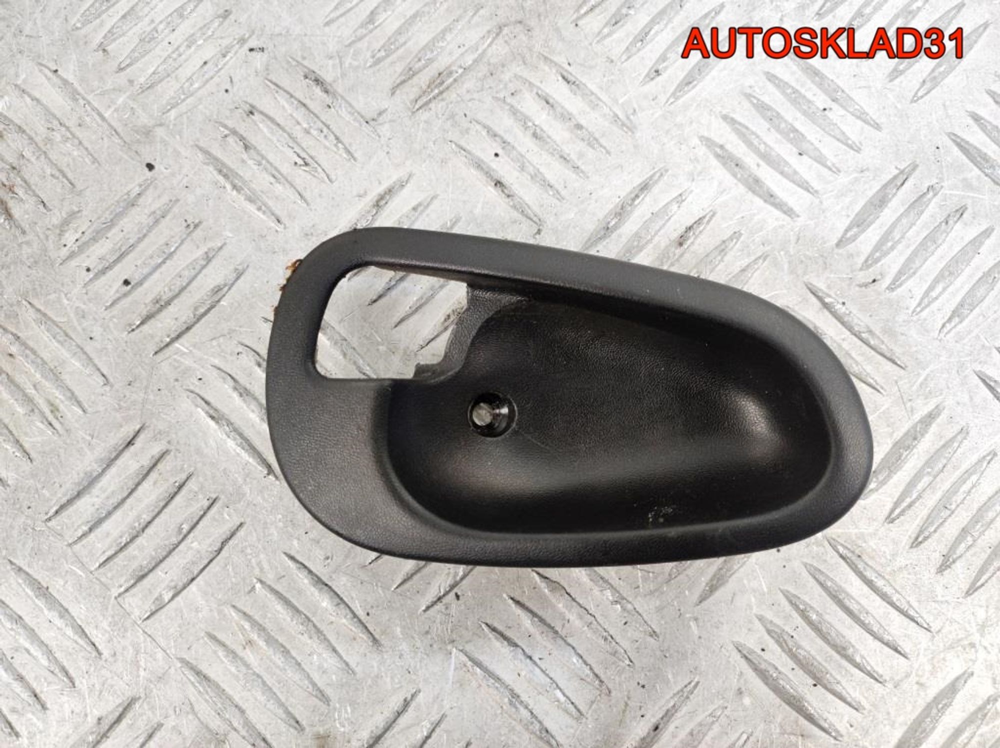 Накладка внутренней ручки R Mitsubishi Carisma DA, 300 рублей, Дубовое