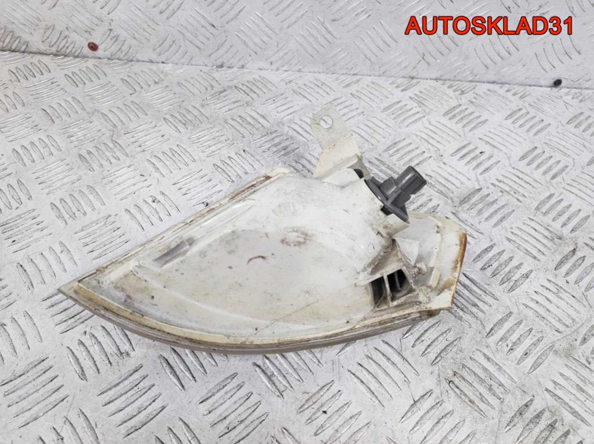 Указатель поворота правый белый Mazda 323 BJ, 700 рублей, Дубовое