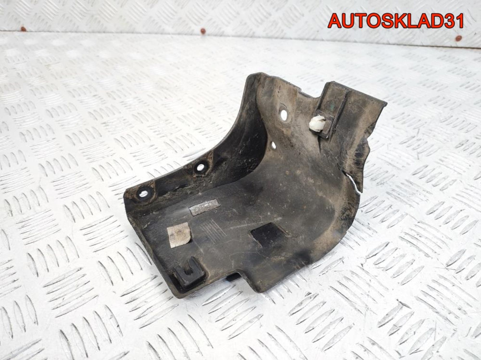 Накладка на порог левая Kia Picanto 8775107000, 500 рублей, Дубовое