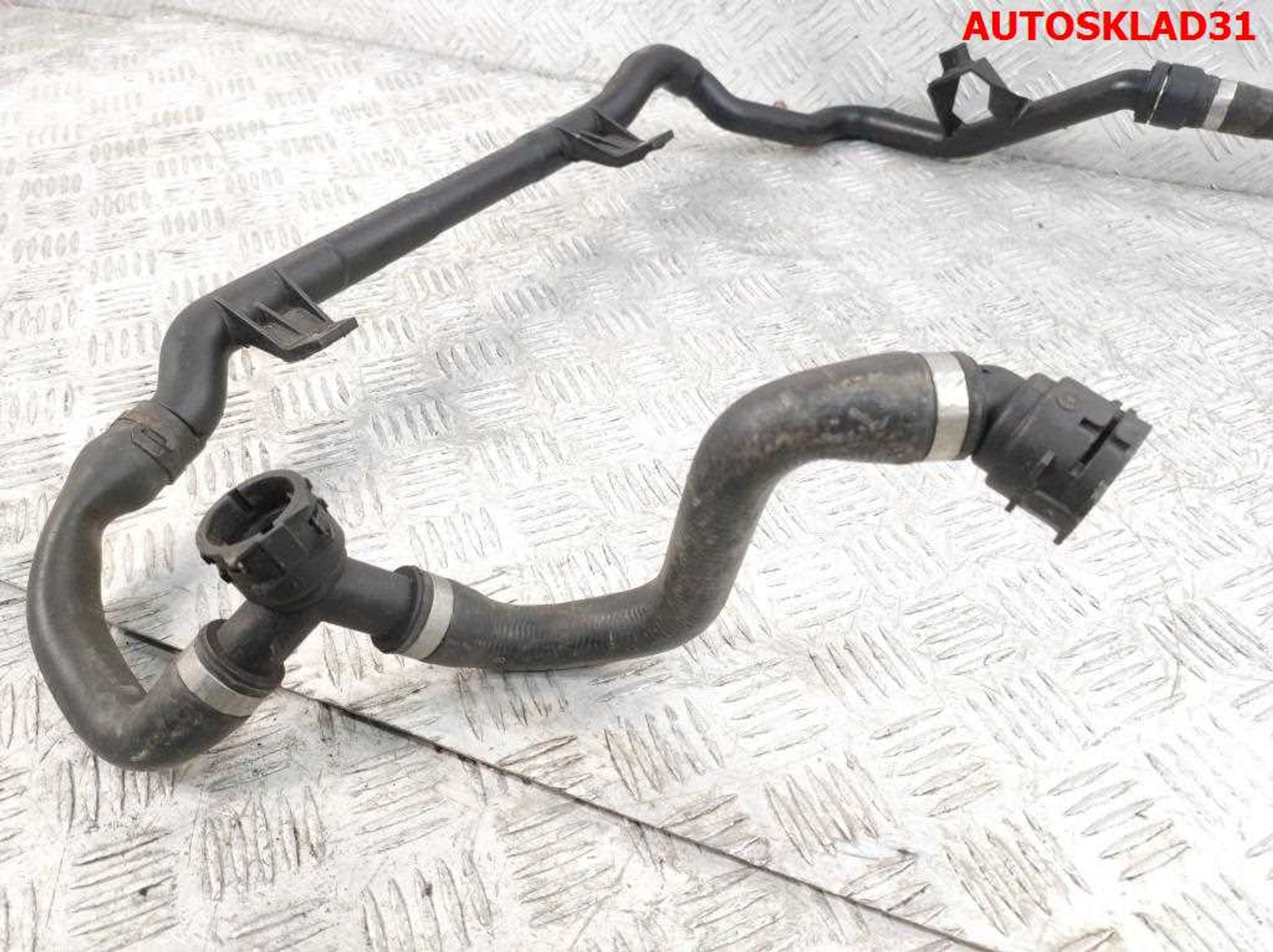 Трубка охлаждающей жидкости BMW E90 2,0 Бензин 17127548210, 3000 рублей, Дубовое