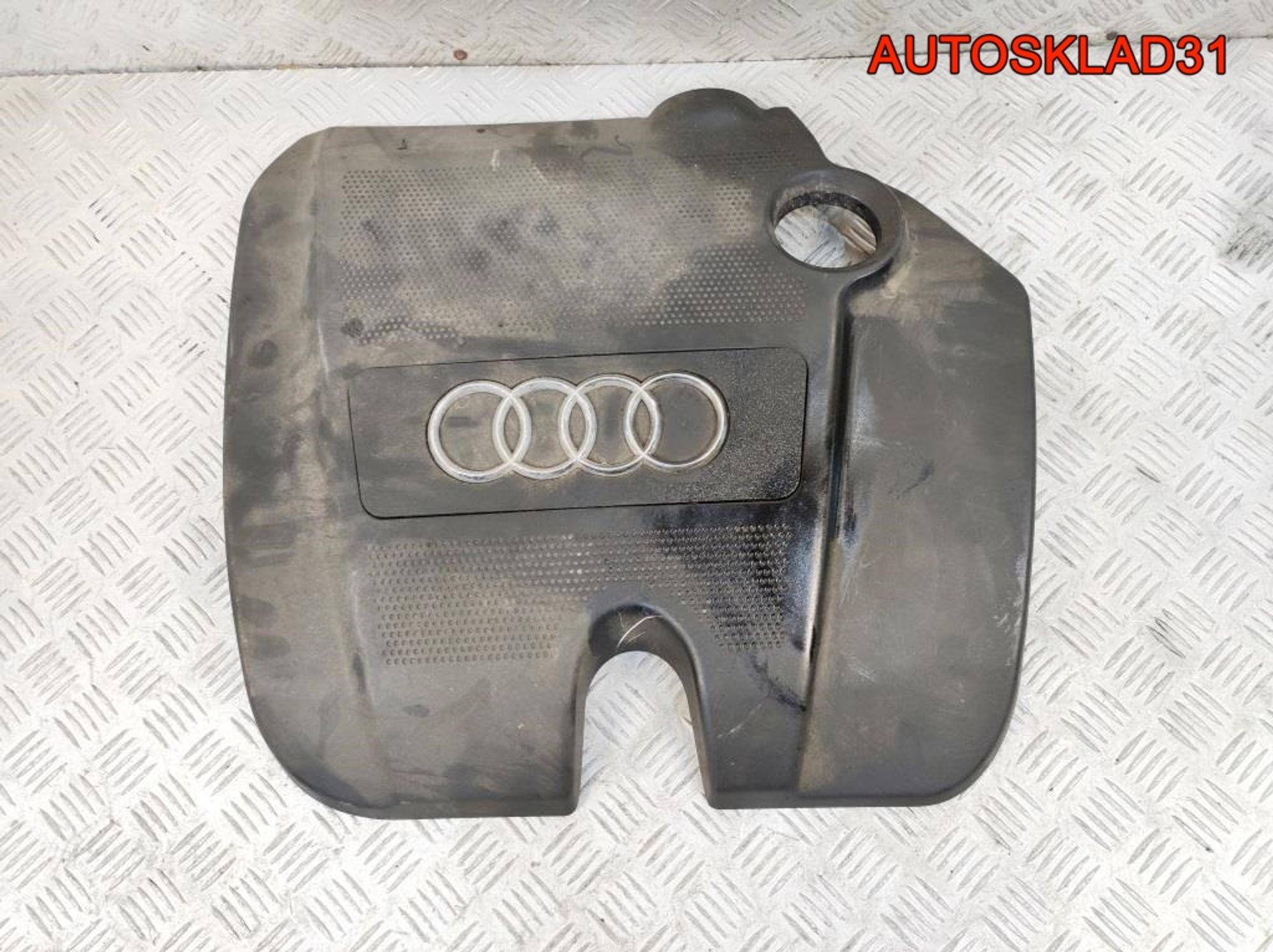 Накладка декоративная Audi A3 8L 06A103925AR, 2500 рублей, Дубовое
