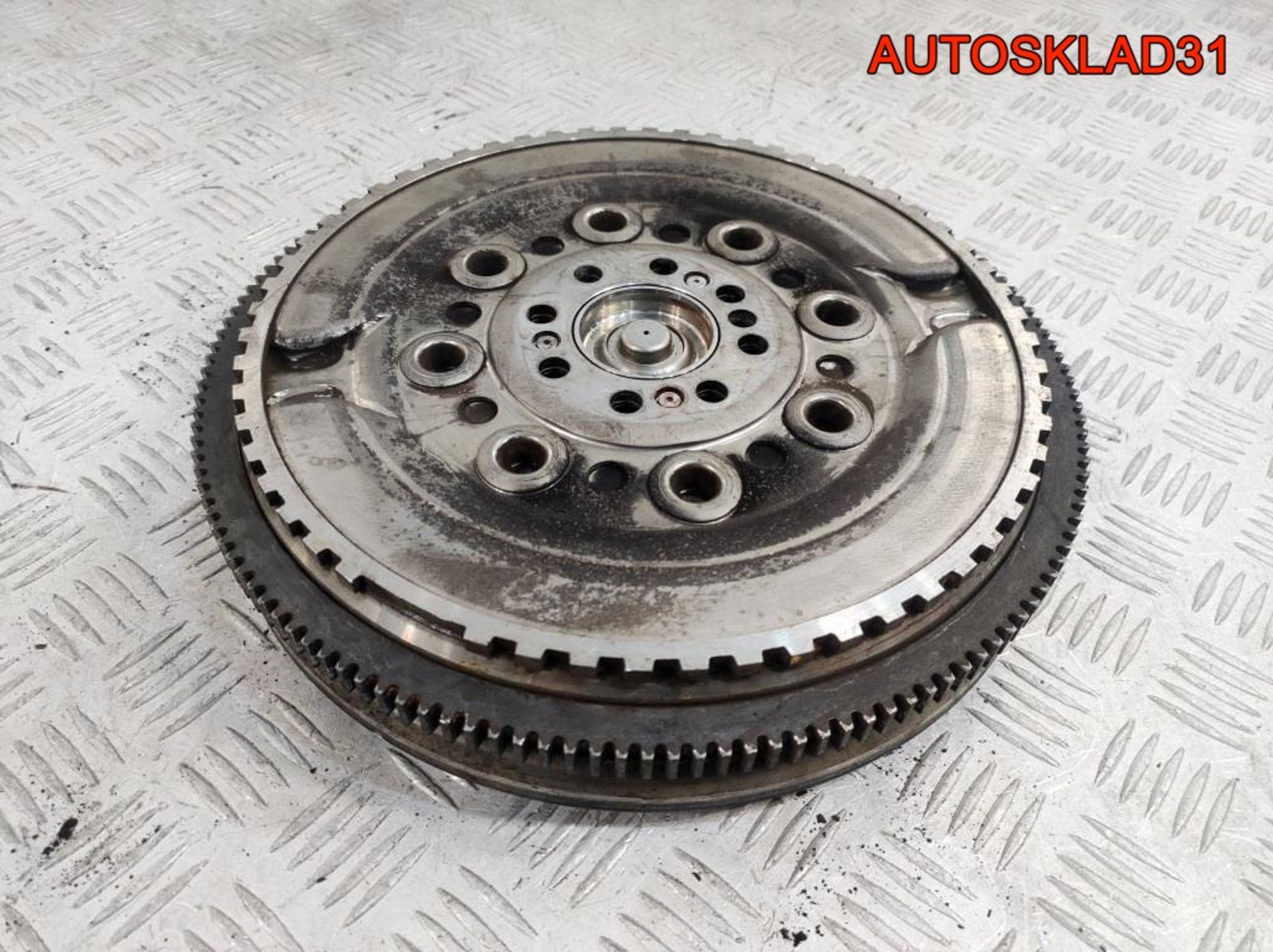 Маховик в сборе со сцеплением Mercedes W203 A2710300505, 14400 рублей, Дубовое