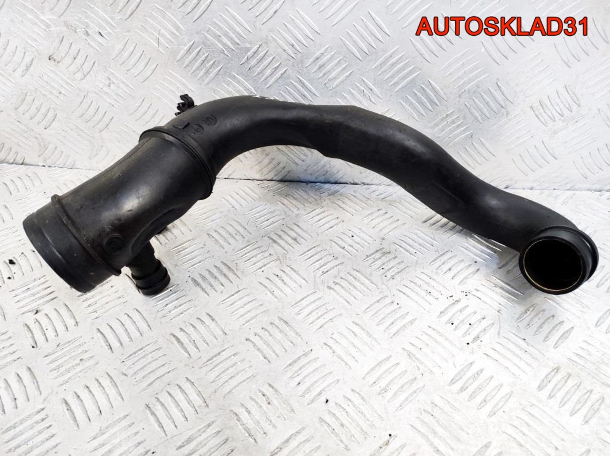 Патрубок воздушного фильтра VW Golf 4 1J0129654S, 900 рублей, Дубовое