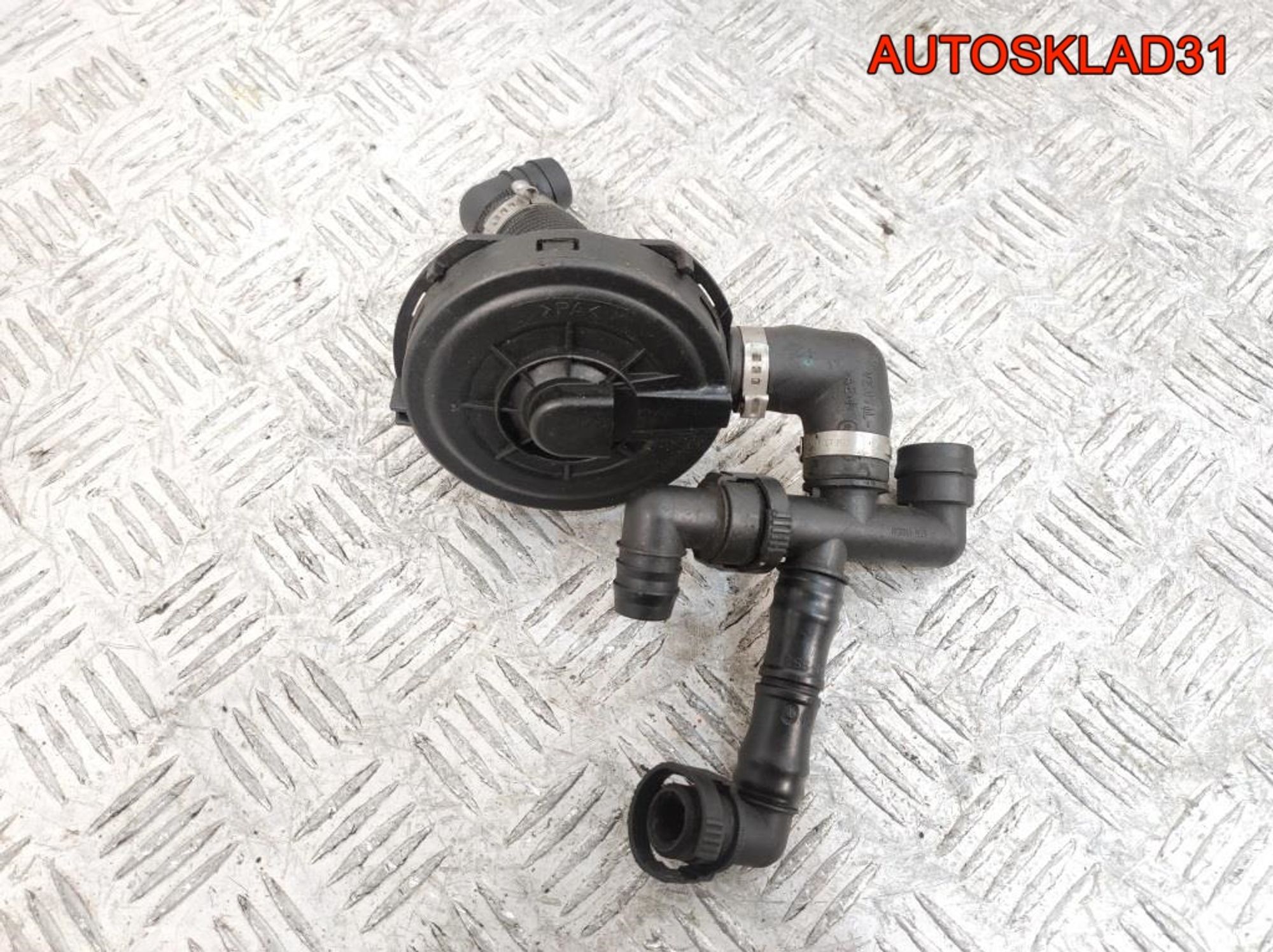 Клапан вентиляции картерных газов Audi A4 B6 2,4 BDV 077103245B, 2500 рублей, Дубовое