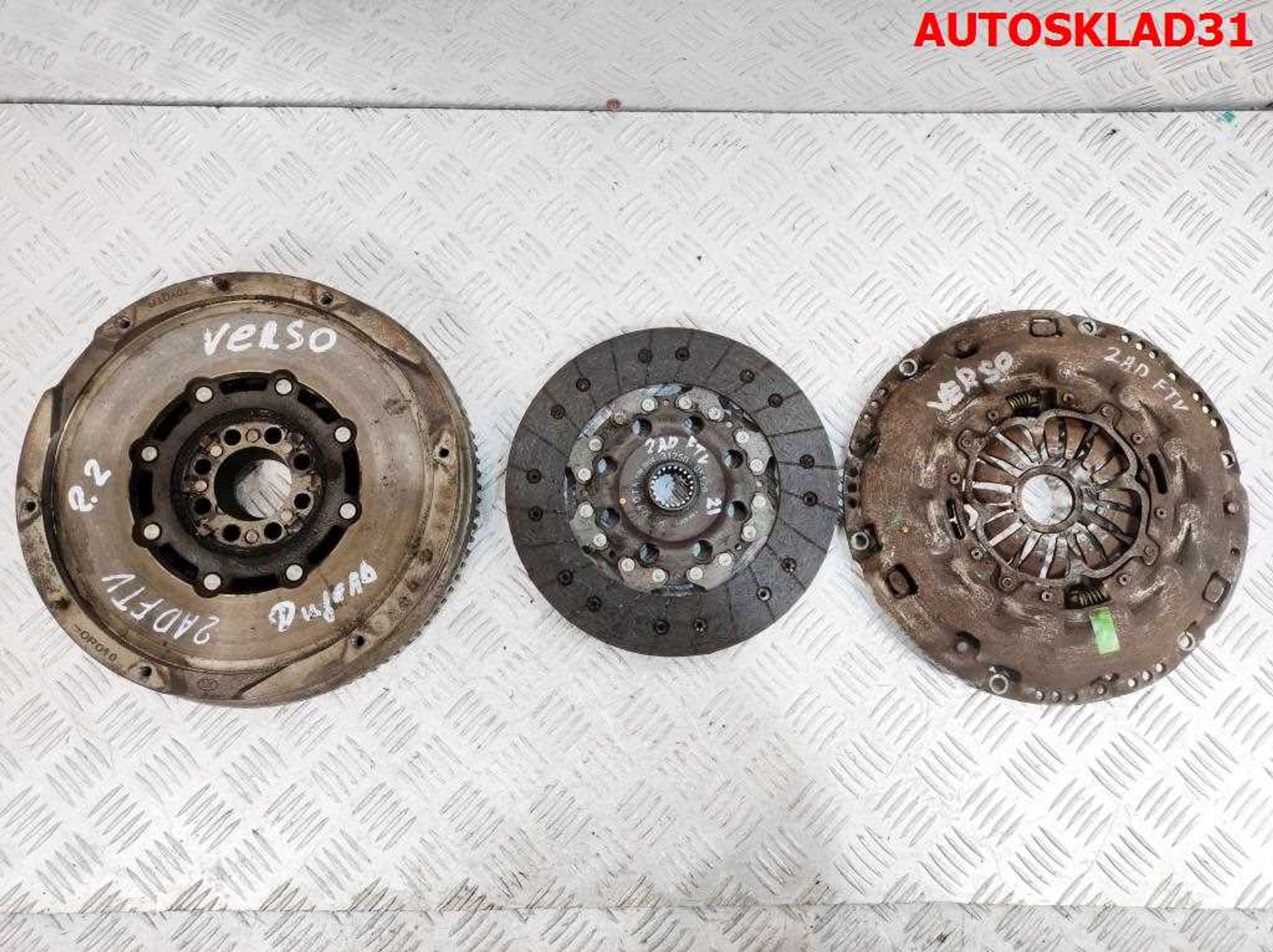 Маховик со сцеплением Toyota Corolla Verso 2,2 2ADFT 134500R010, 7500 рублей, Дубовое