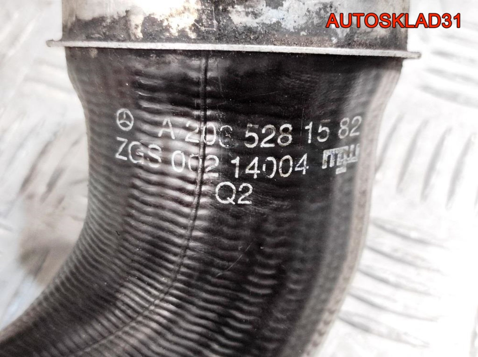 Патрубок интеркулера Mercedes Benz W203 2.2 Дизель A2035281582, 2500 рублей, Дубовое