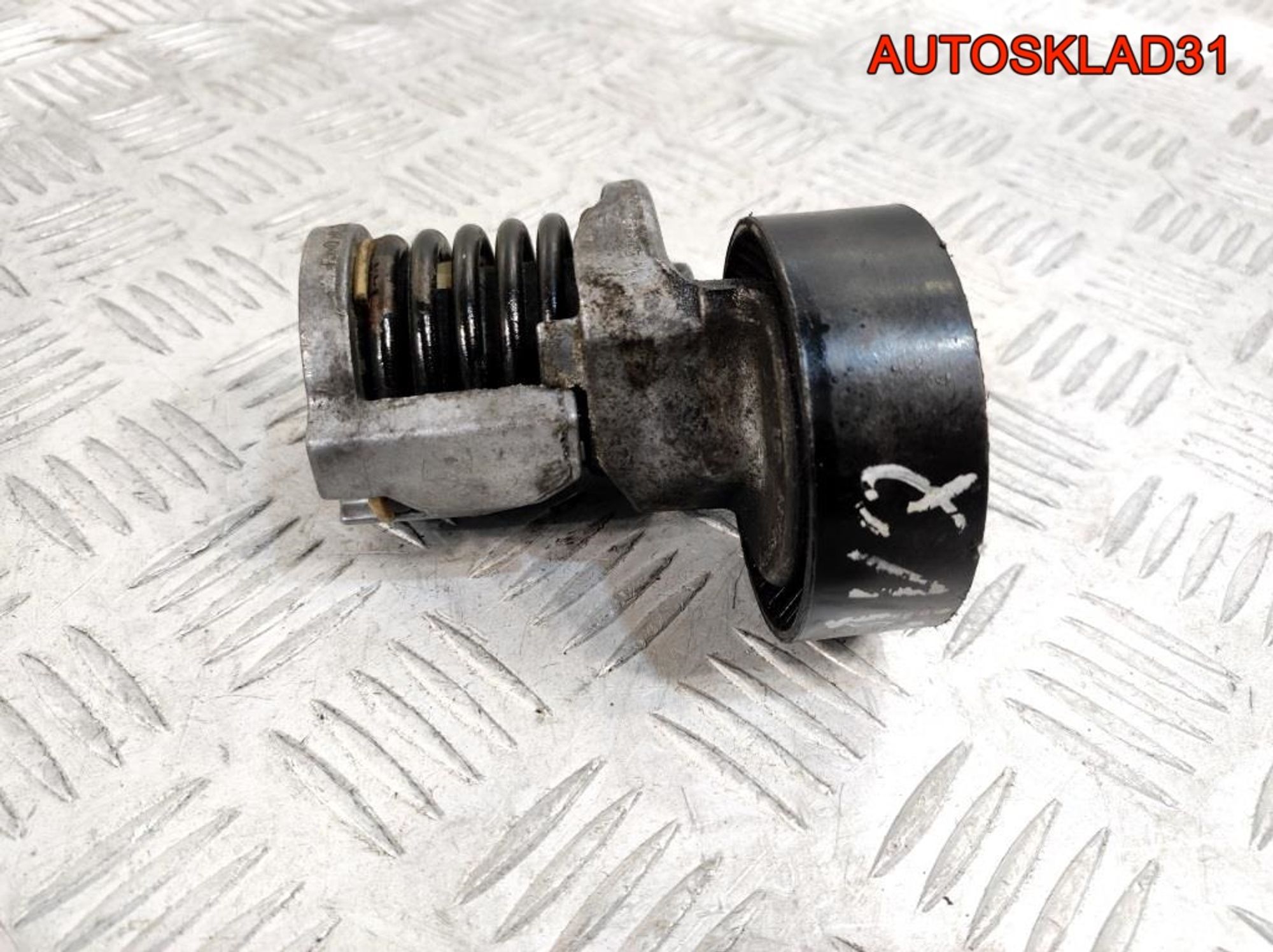Натяжитель ремня VW Touran 1.9 AVQ Дизель 038903315AH, 500 рублей, Дубовое
