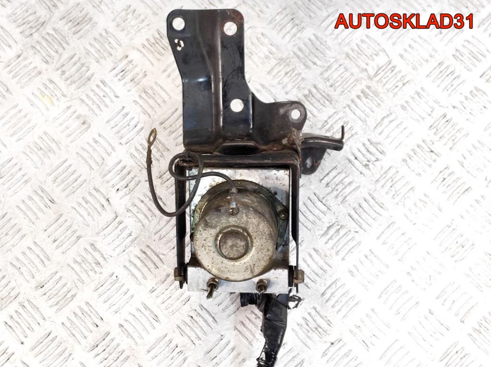 Блок ABS Nissan X-Trail T30 2,2 Дизель 47600AR005, 4000 рублей, Дубовое