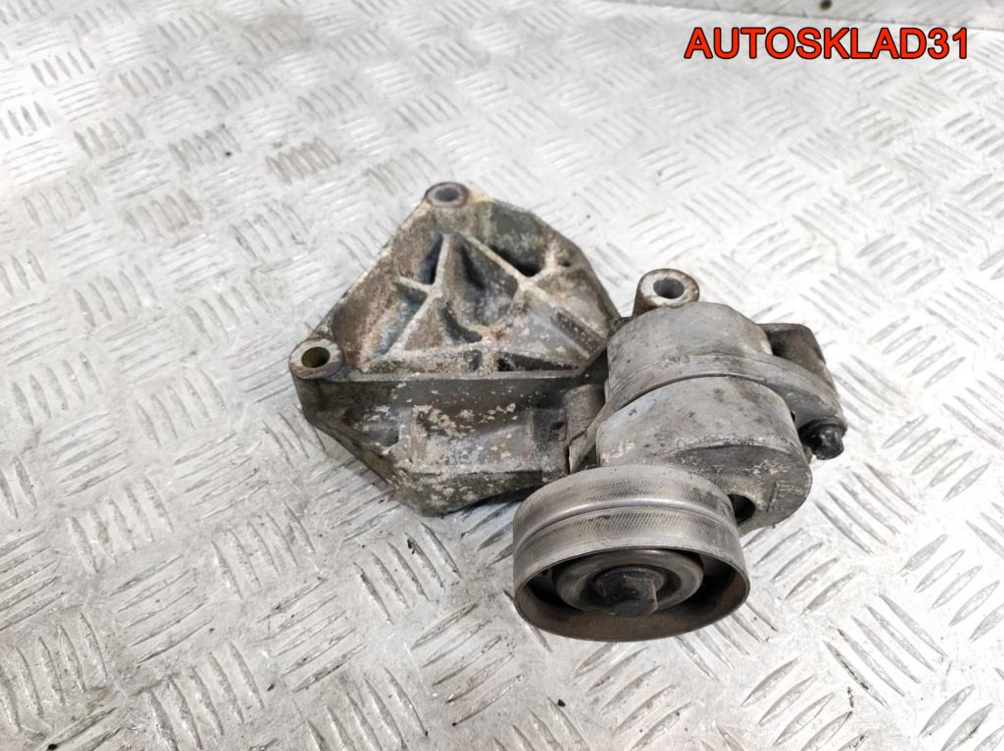 Кронштейн кондиционера Opel Astra G 9129341, 500 рублей, Дубовое