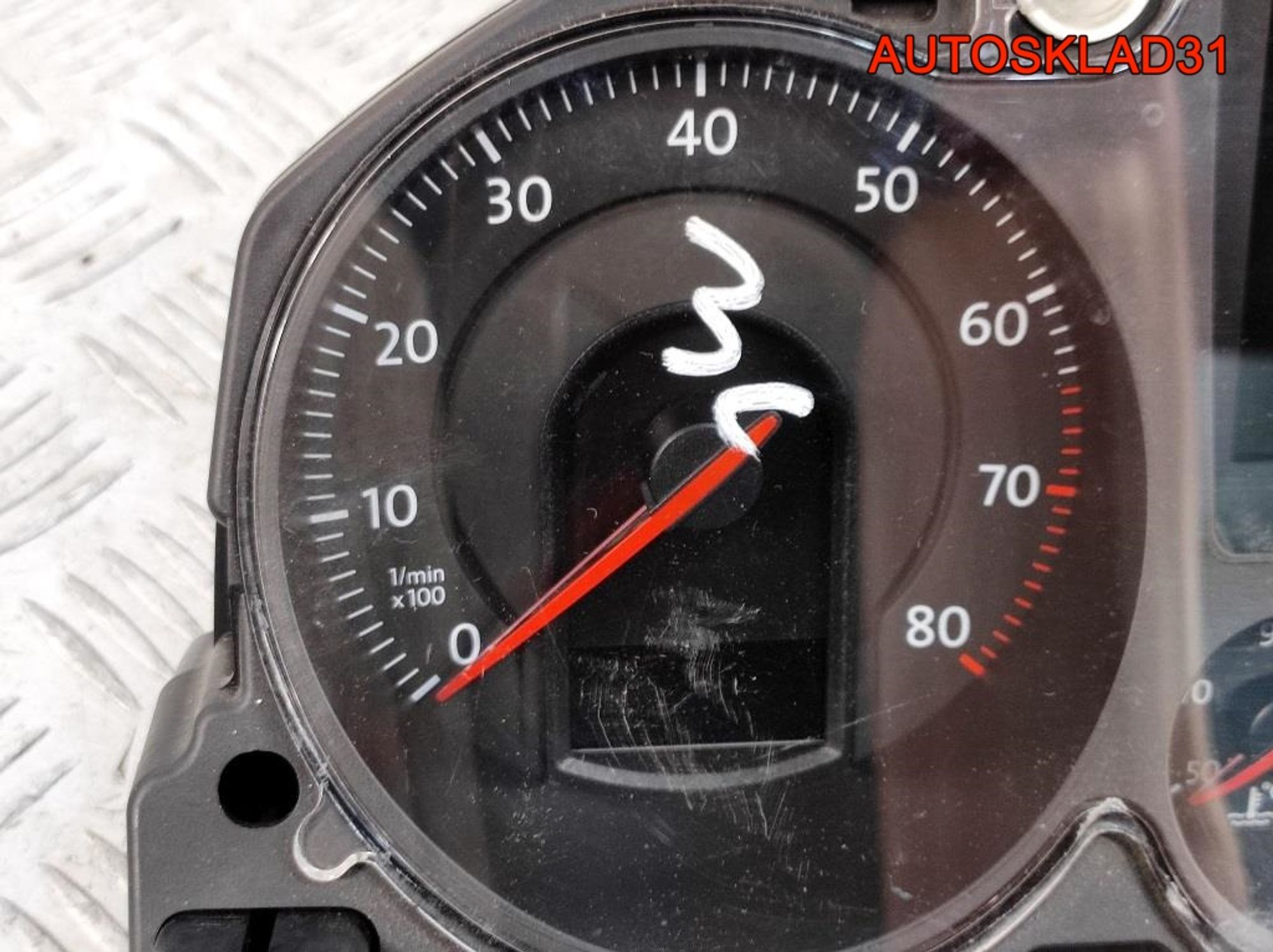 Панель приборов VW Passat B6 3C0920871D Бензин, 5500 рублей, Дубовое