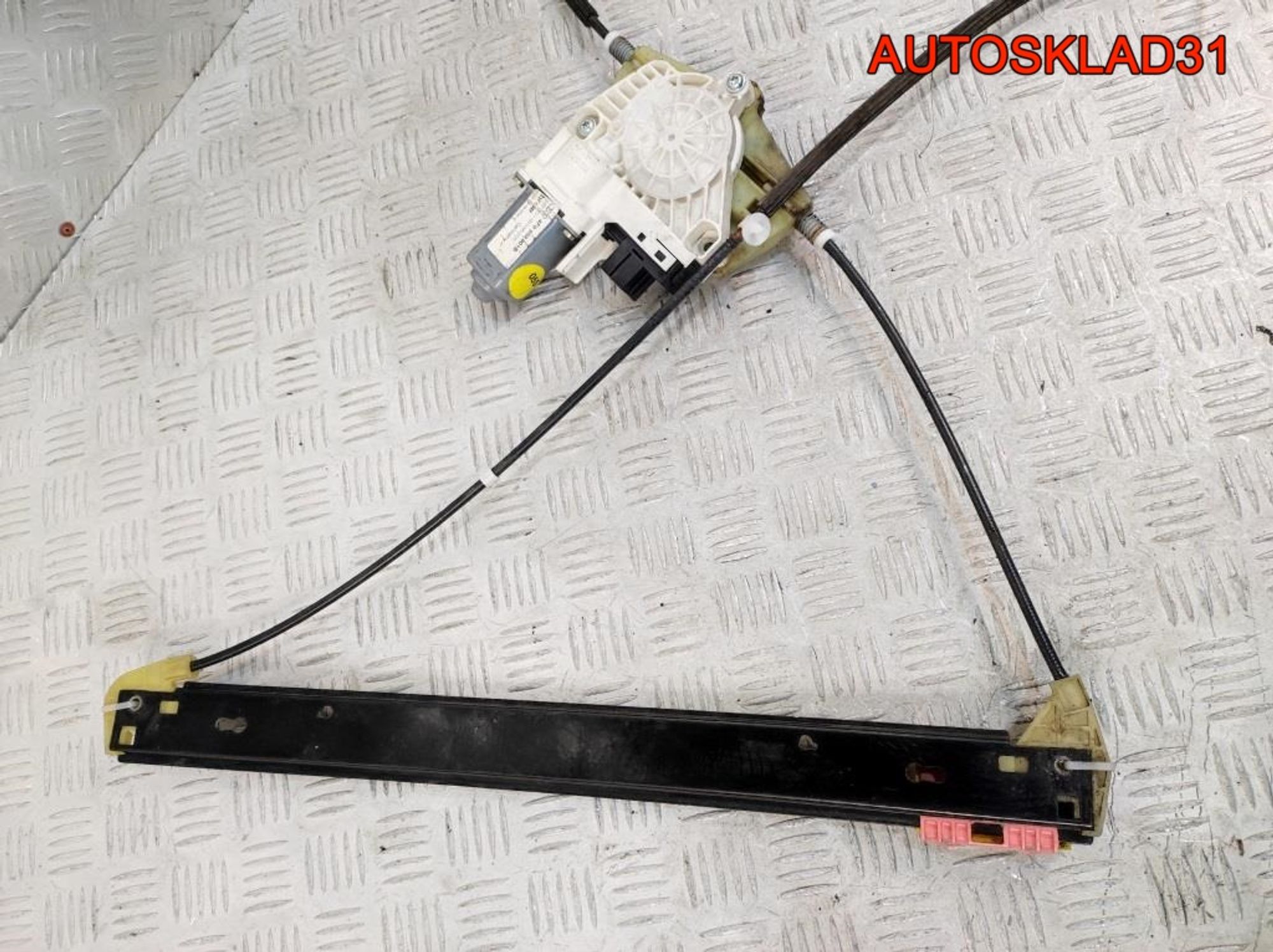 Стеклоподъемник передней левой двери Audi A6 C6 4F0837461A, 4500 рублей, Дубовое