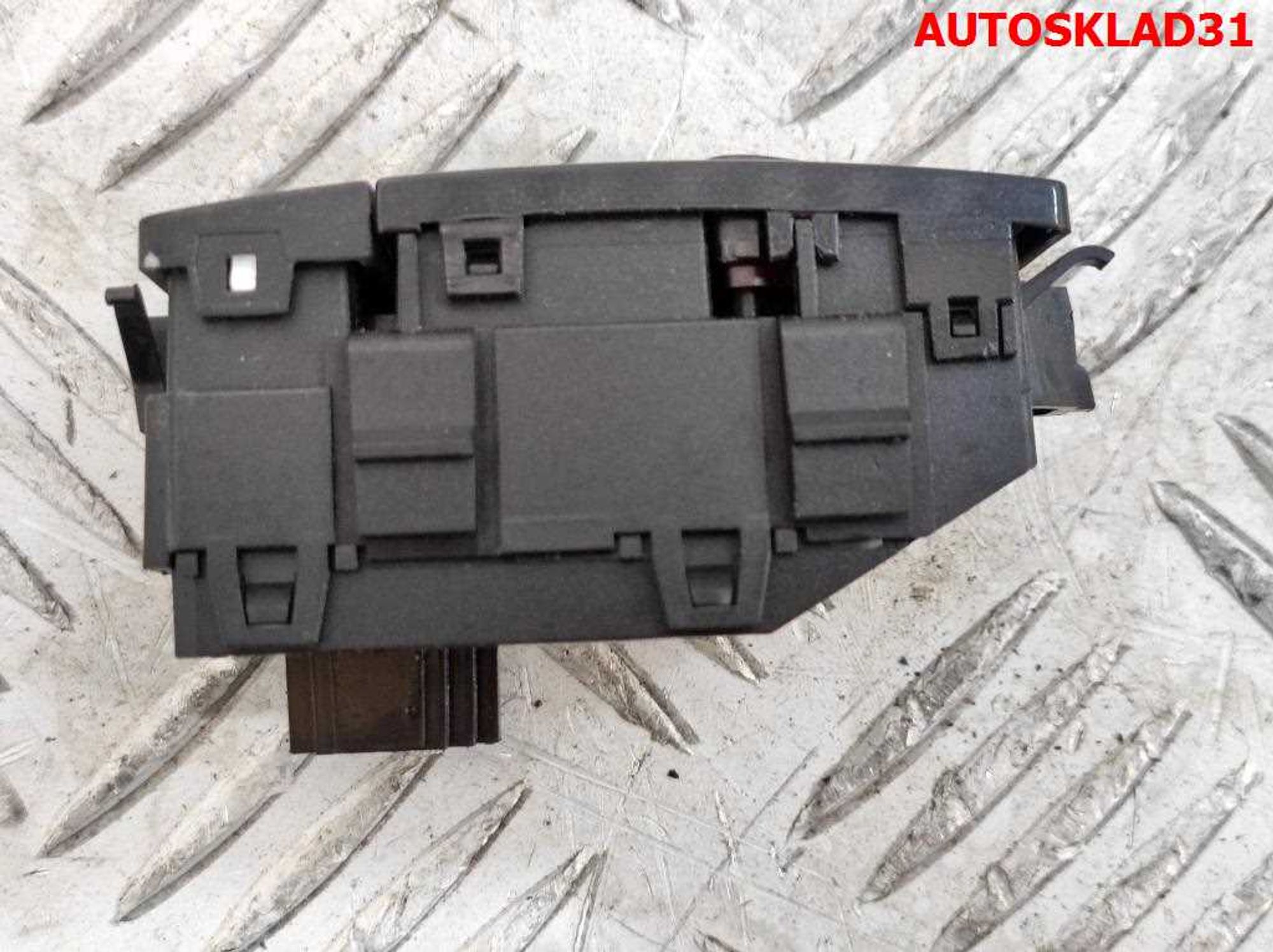 Кнопка аварийной сигнализации Mercedes GLK X204 A2048706558, 600 рублей, Дубовое