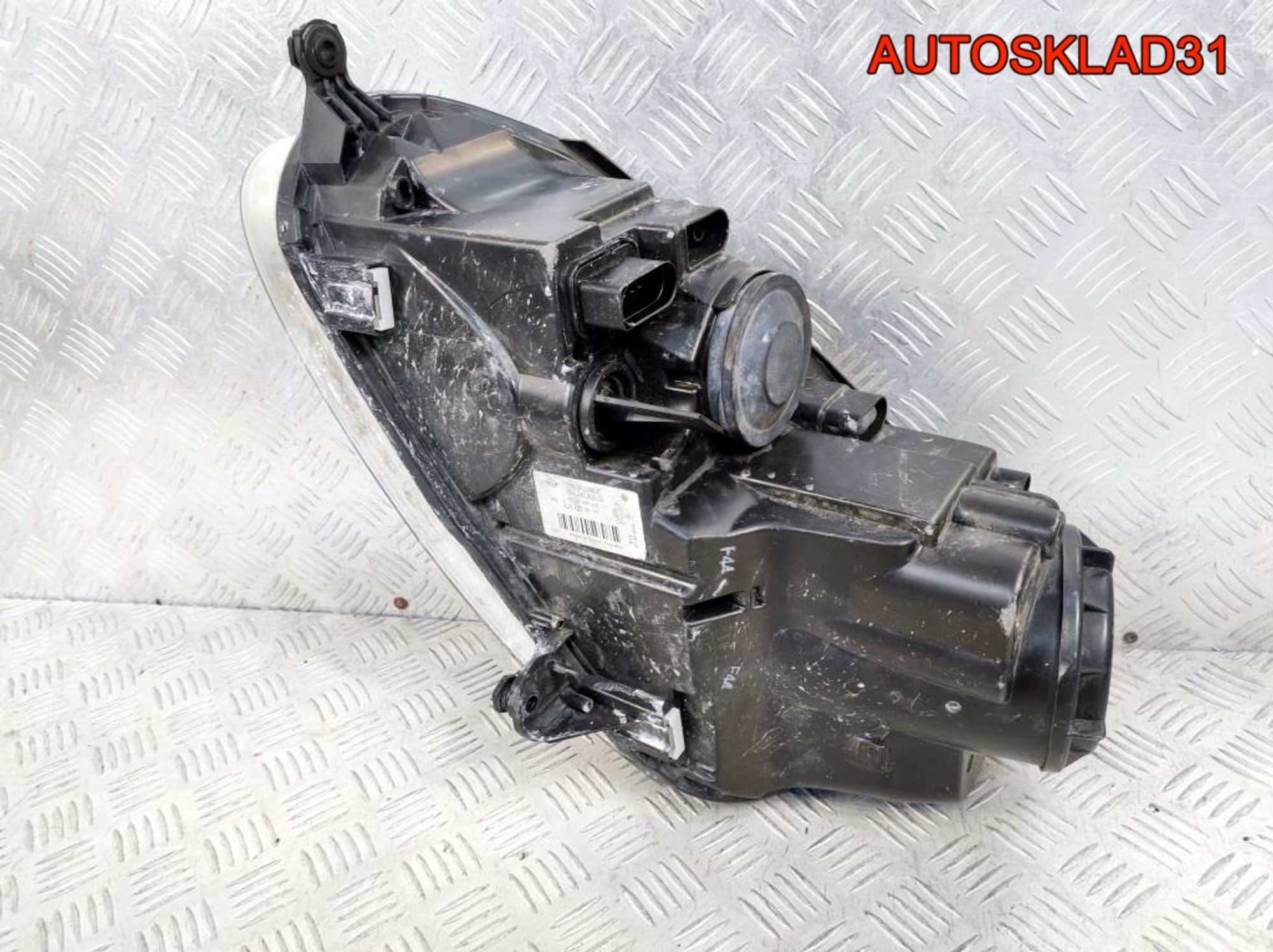 Фара правая Volkswagen Golf Mk5 1K6941006P, 5400 рублей, Дубовое