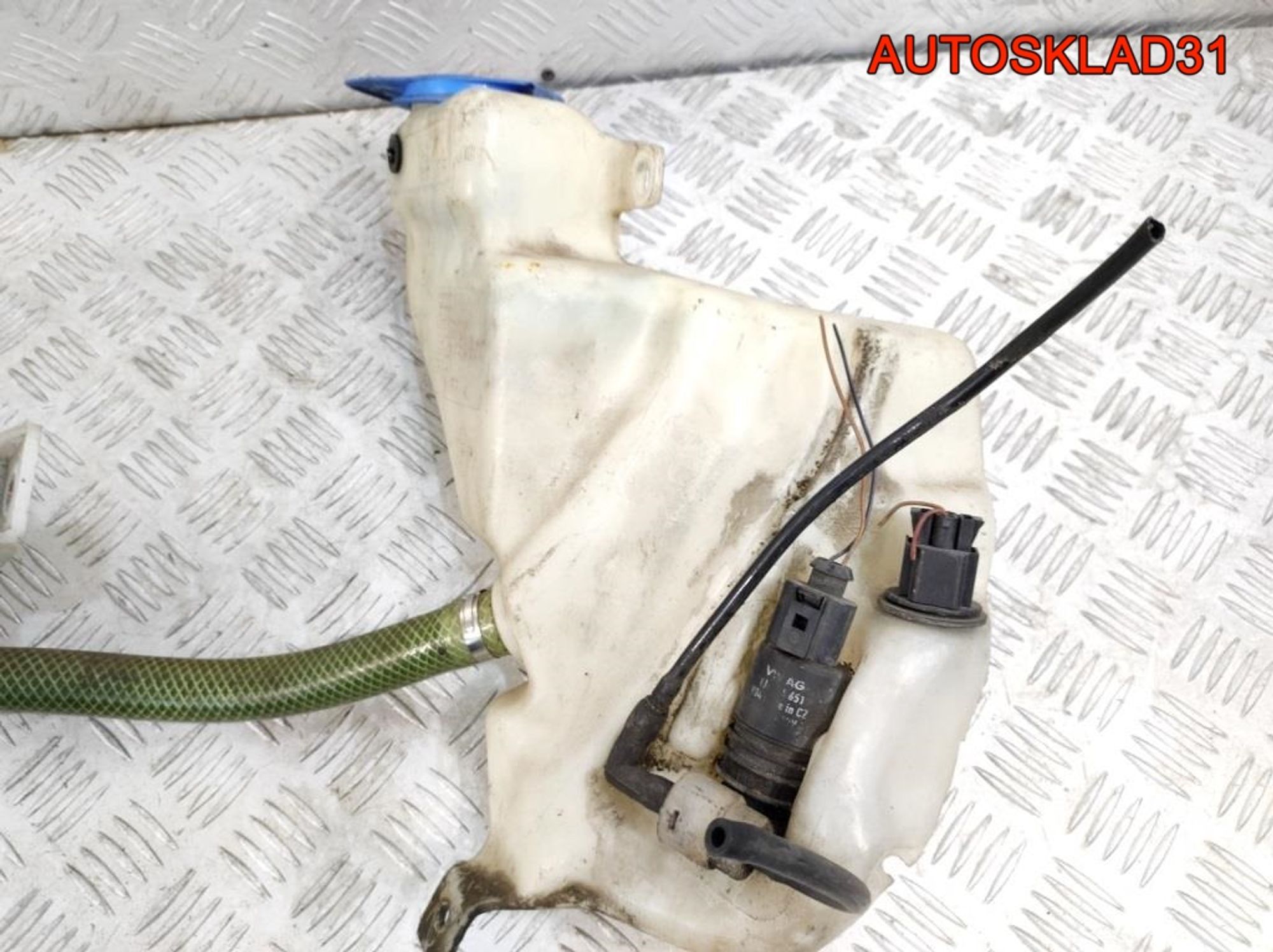 Бачок омывателя Комплект VW Passat B5 3B0955453Q, 4000 рублей, Дубовое