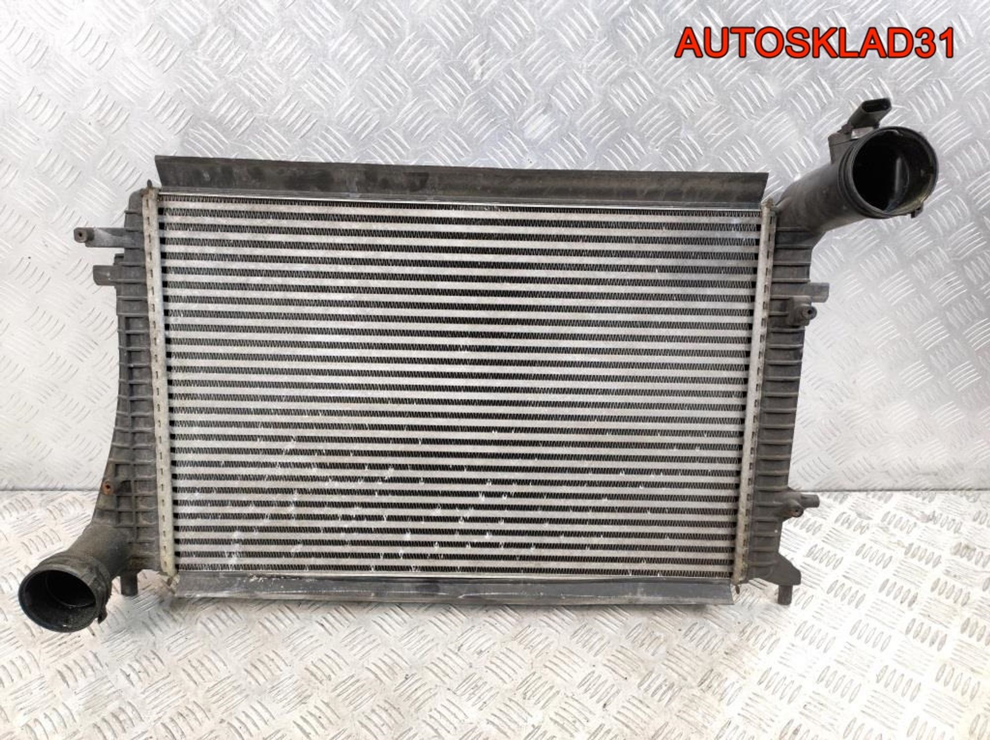 Интеркулер VW Passat B6 2,0 Дизель 3C0145803E, 4500 рублей, Дубовое