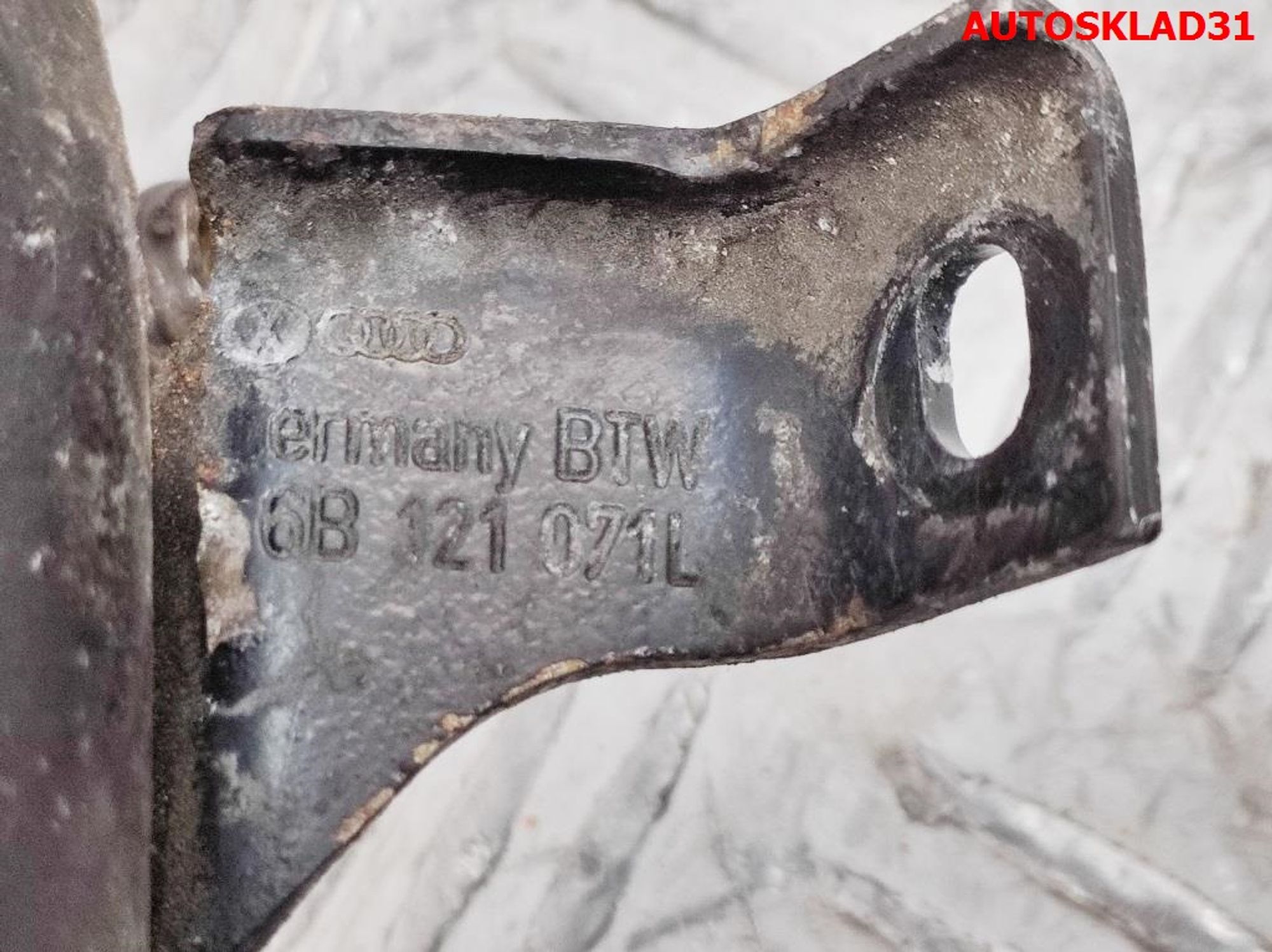 Трубка охлаждающей жидкости VW Passat B5 1,8 AWT 06B121071L, 1000 рублей, Дубовое