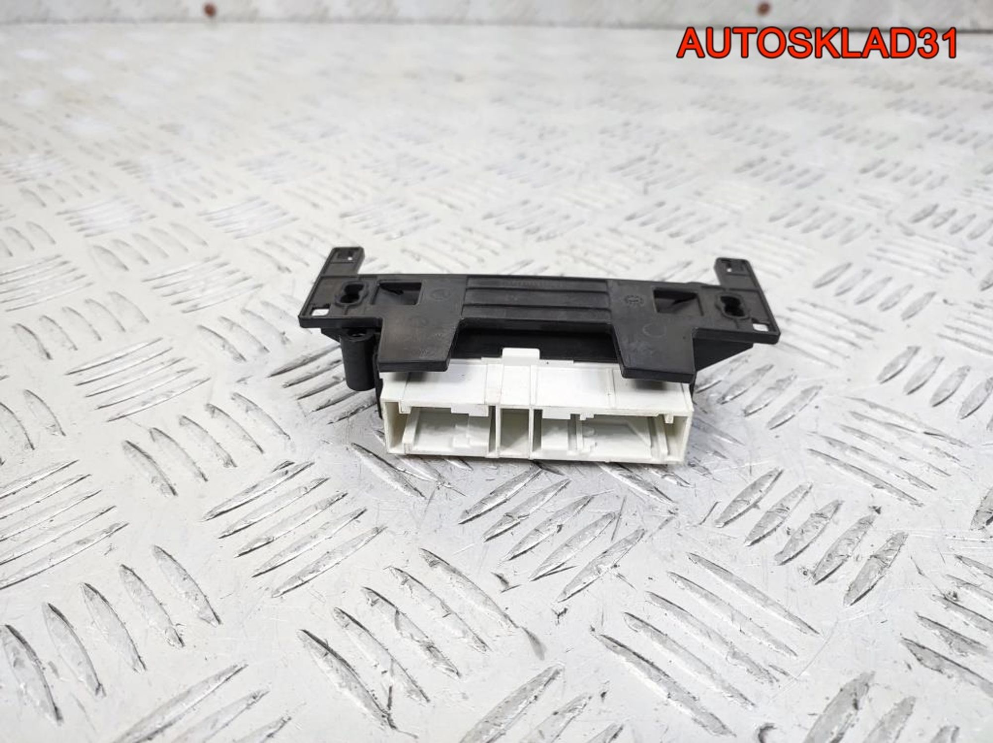 Блок парктроников Skoda Fabia 3 5Q0919283D, 2500 рублей, Дубовое