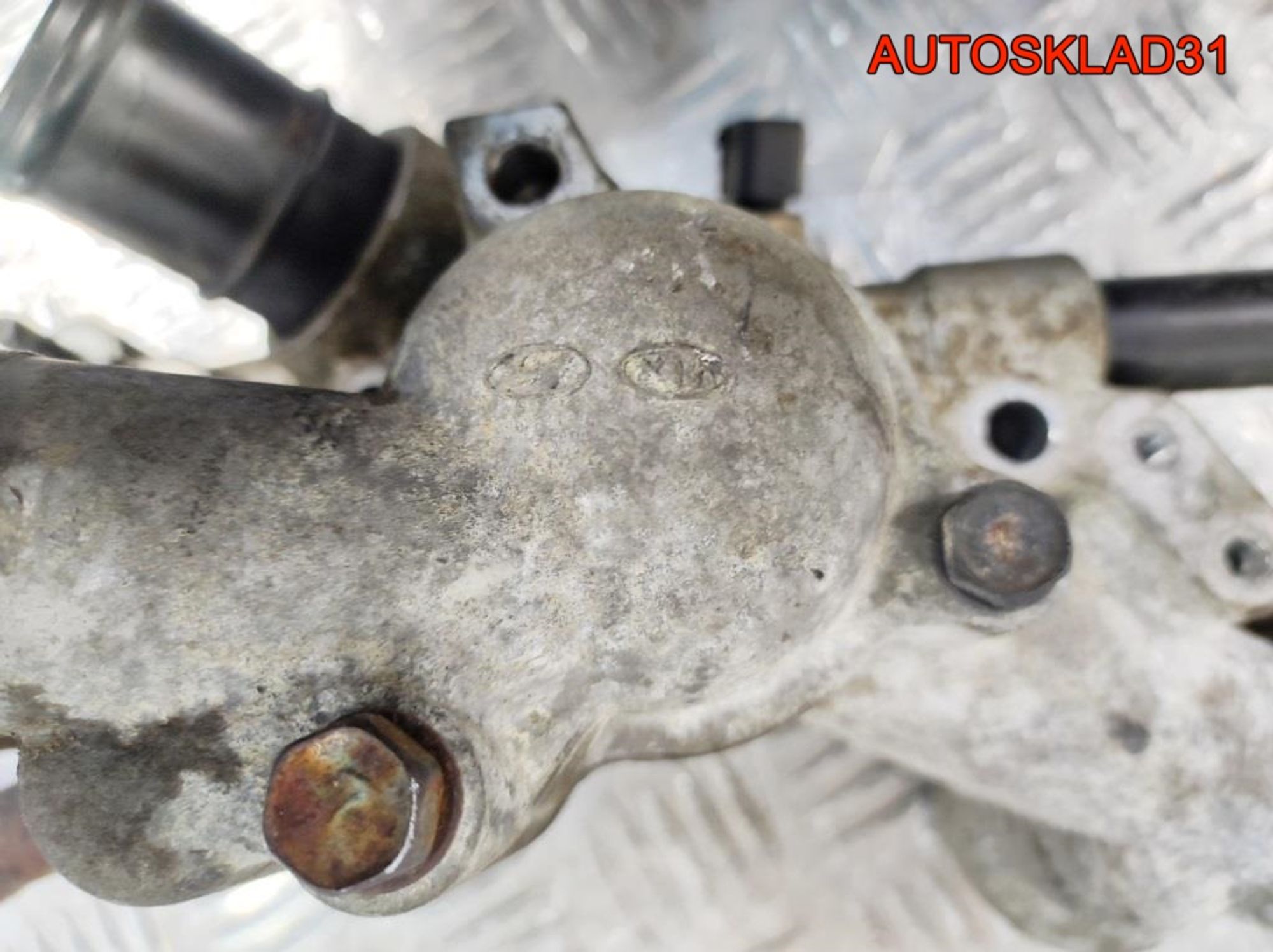 Корпус термостата Hyundai Sonata 5 G4KC 2560025200, 1400 рублей, Дубовое