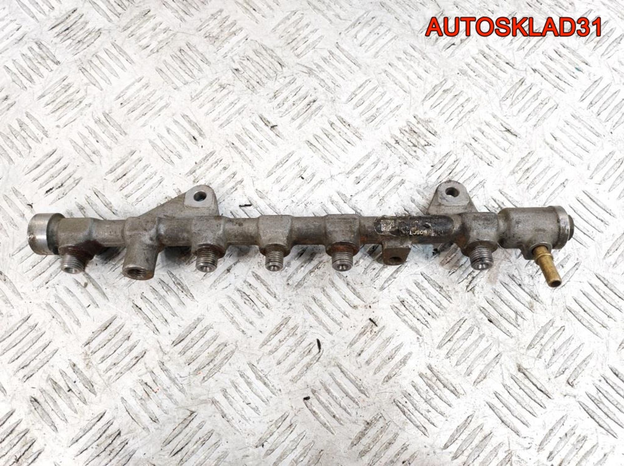 Рейка топливная Renault Megane 2 F9Q 8200620689, 1500 рублей, Дубовое