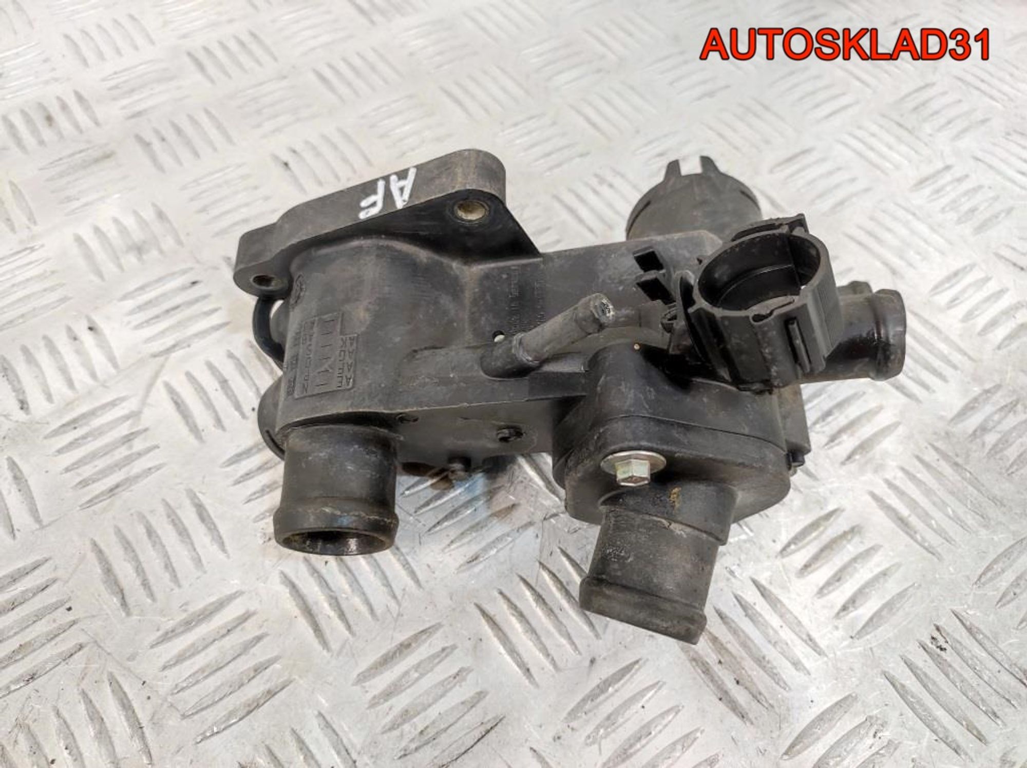 Корпус термостата Skoda Fabia 1,4 Бензин 032121111AF, 900 рублей, Дубовое