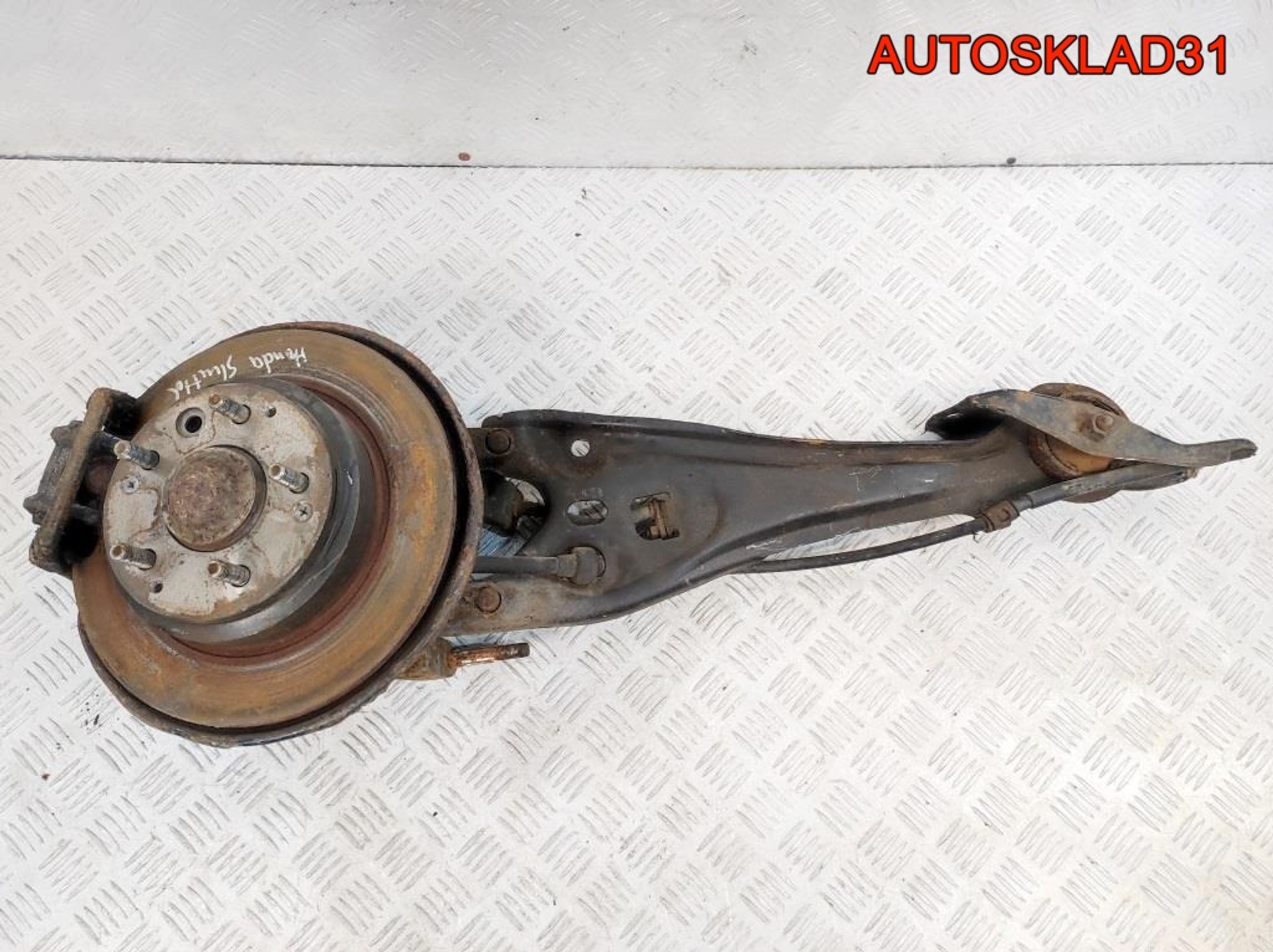 Кулак задний правый в сборе Honda Shuttle 2.3  F23A7, 6000 рублей, Дубовое