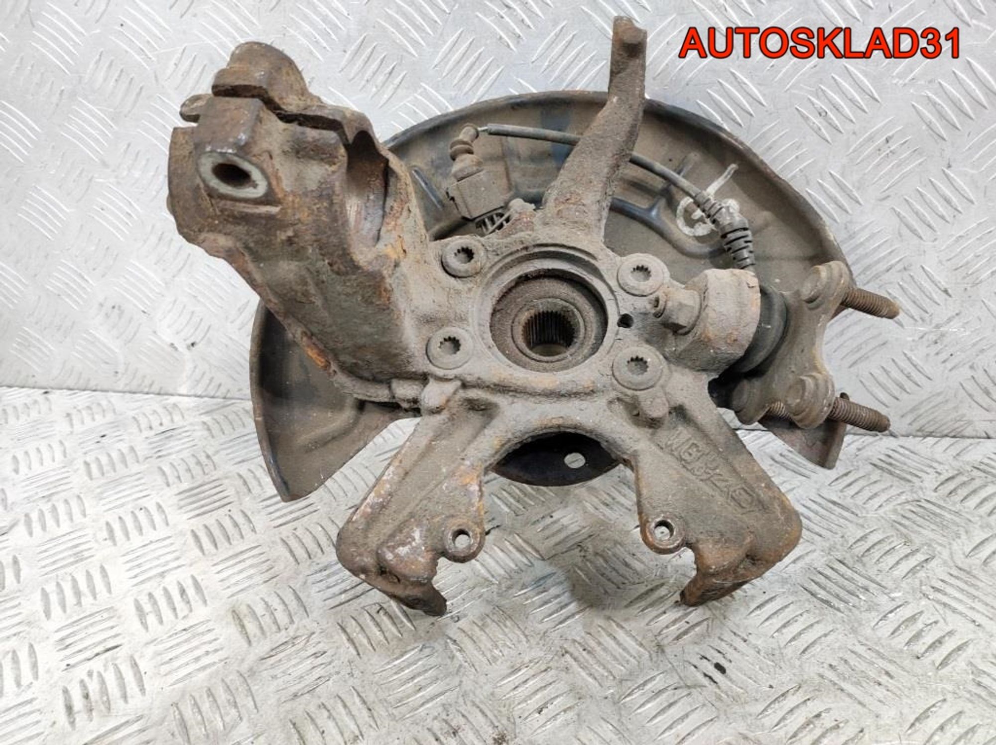 Кулак поворотный передний правый VW Golf 1K0407256P, 3600 рублей, Дубовое