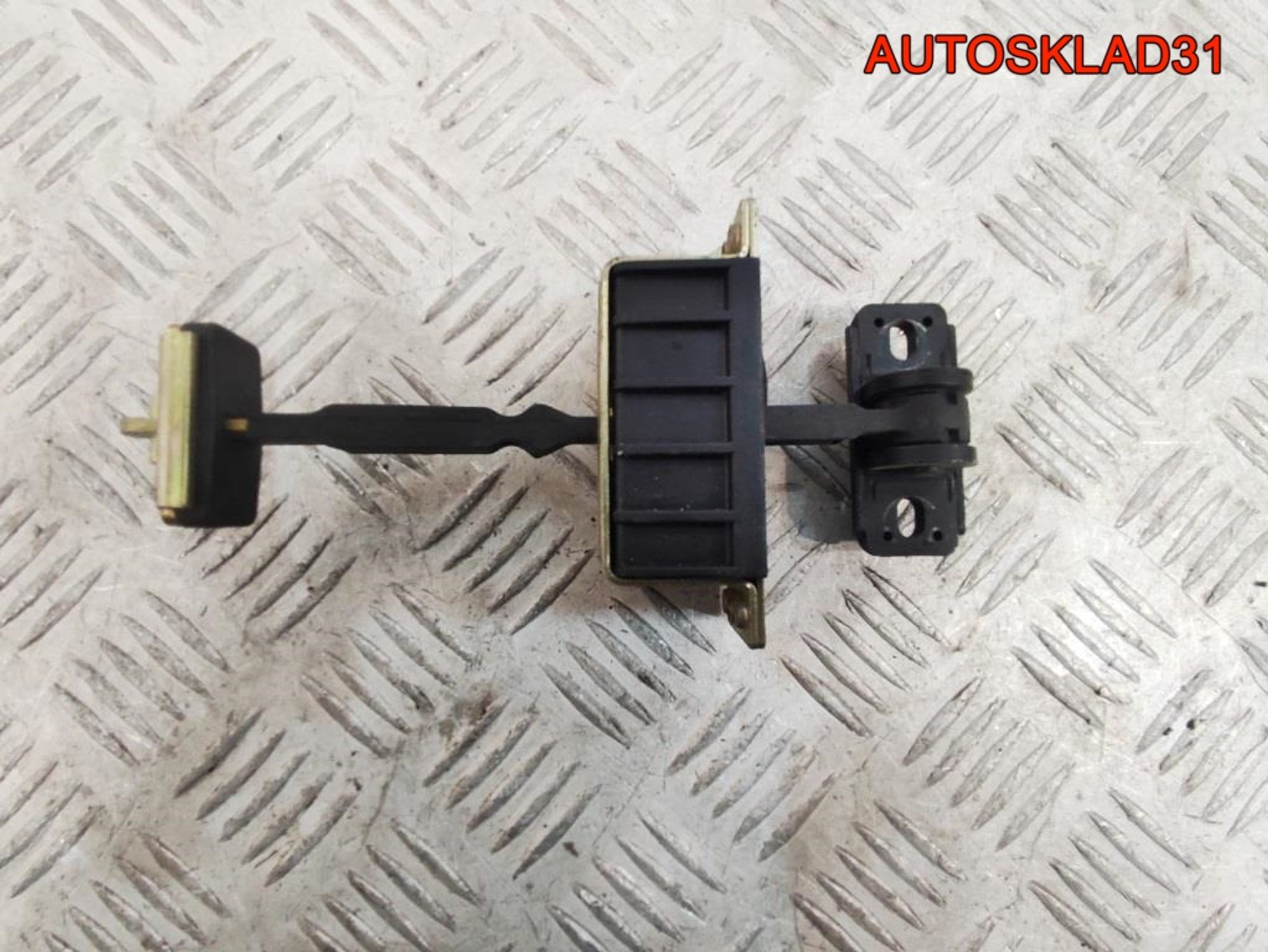 Ограничитель двери передней правой Mercedes W203, 1200 рублей, Дубовое