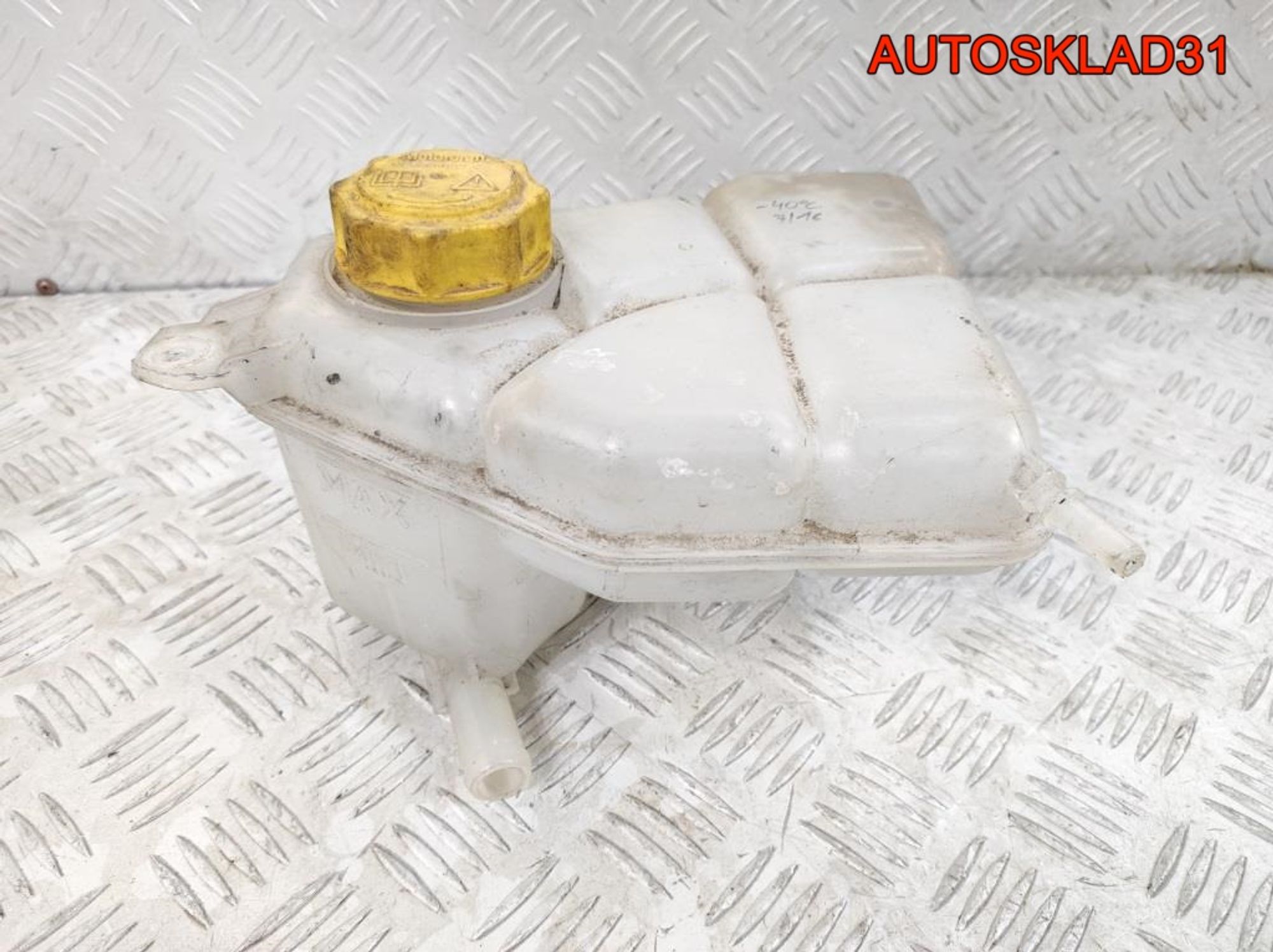 Бачок расширительный Ford Fiesta 5 2S6H8K218AE, 1000 рублей, Дубовое