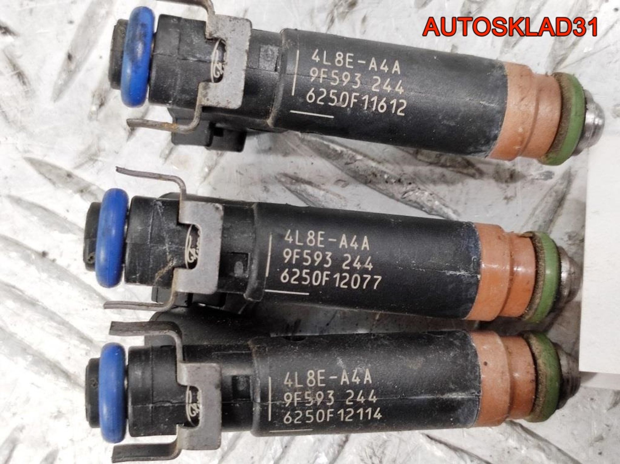 Форсунка топливная Ford Maverick 2 3,0 7KB4 Бензин 4L8EA4A, 900 рублей, Дубовое