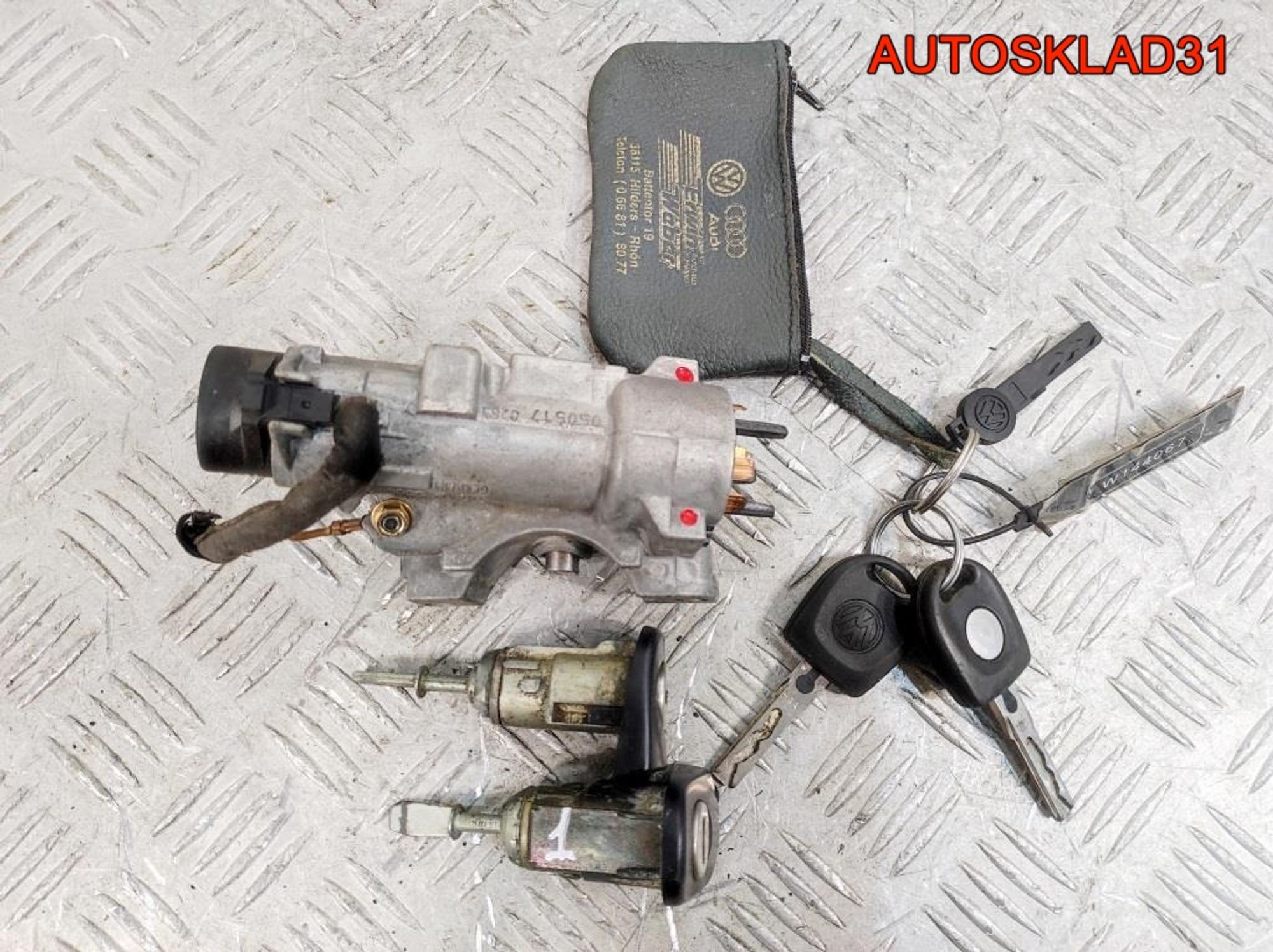 Комплект замок зажигания и личинки с ключом VW Passat B5 4B0905851B, 4500 рублей, Дубовое