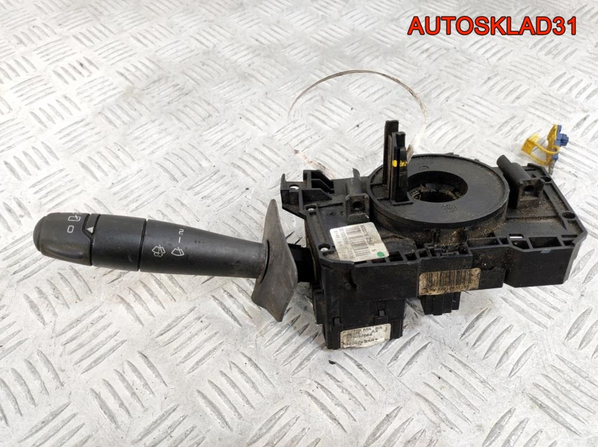 Переключатель стеклоочистителя Renault Duster, 1400 рублей, Дубовое