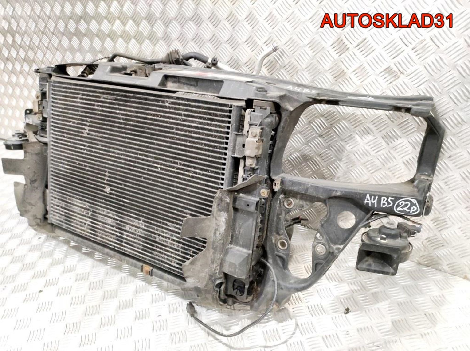 Панель передняя в сборе Audi A4 B5 Рест 1,8 Бензин 8D0805594A, 25000 рублей, Дубовое