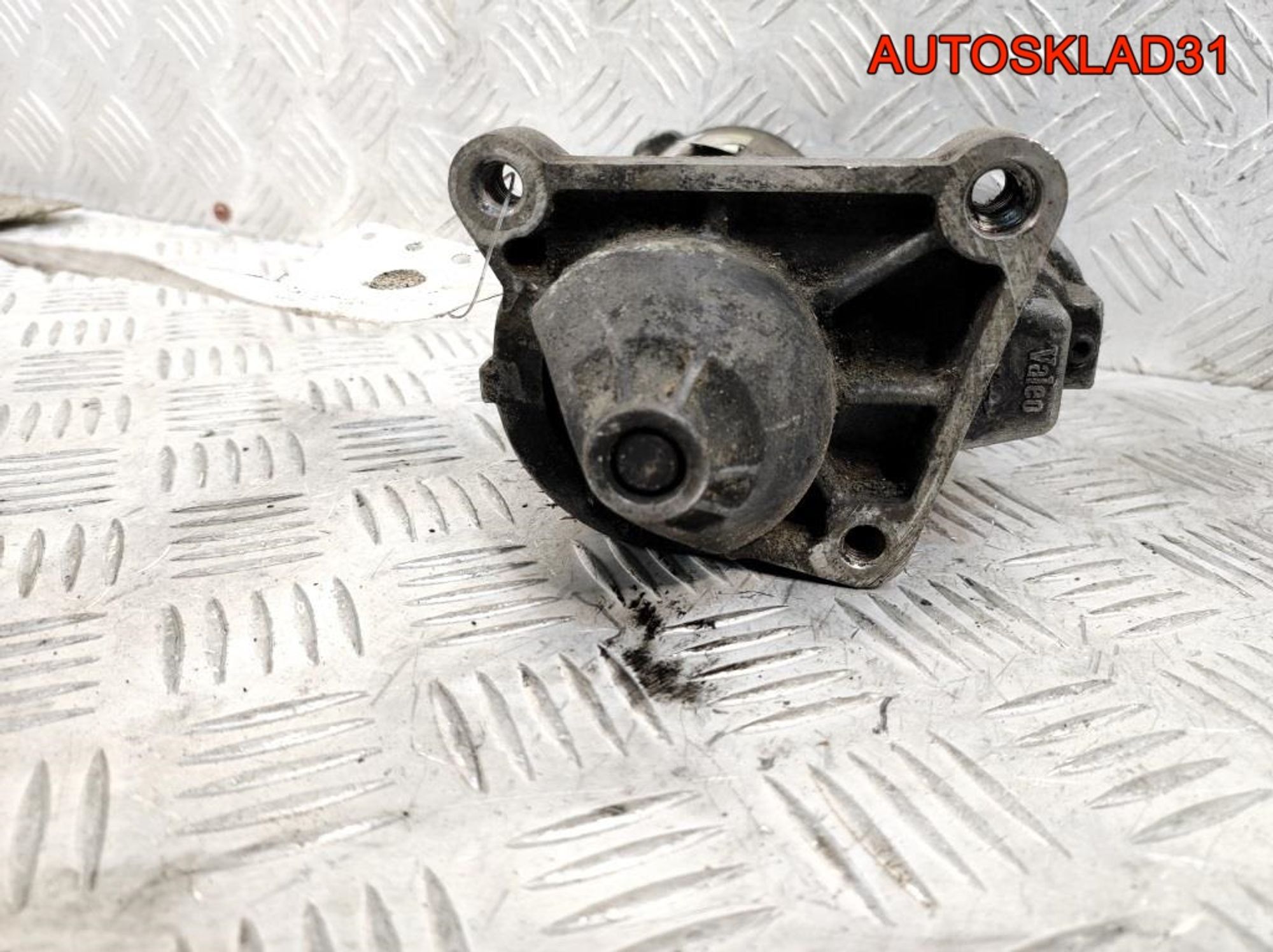 Стартер Mitsubishi Carisma DA MD329260 1,9 Дизель, 3200 рублей, Дубовое