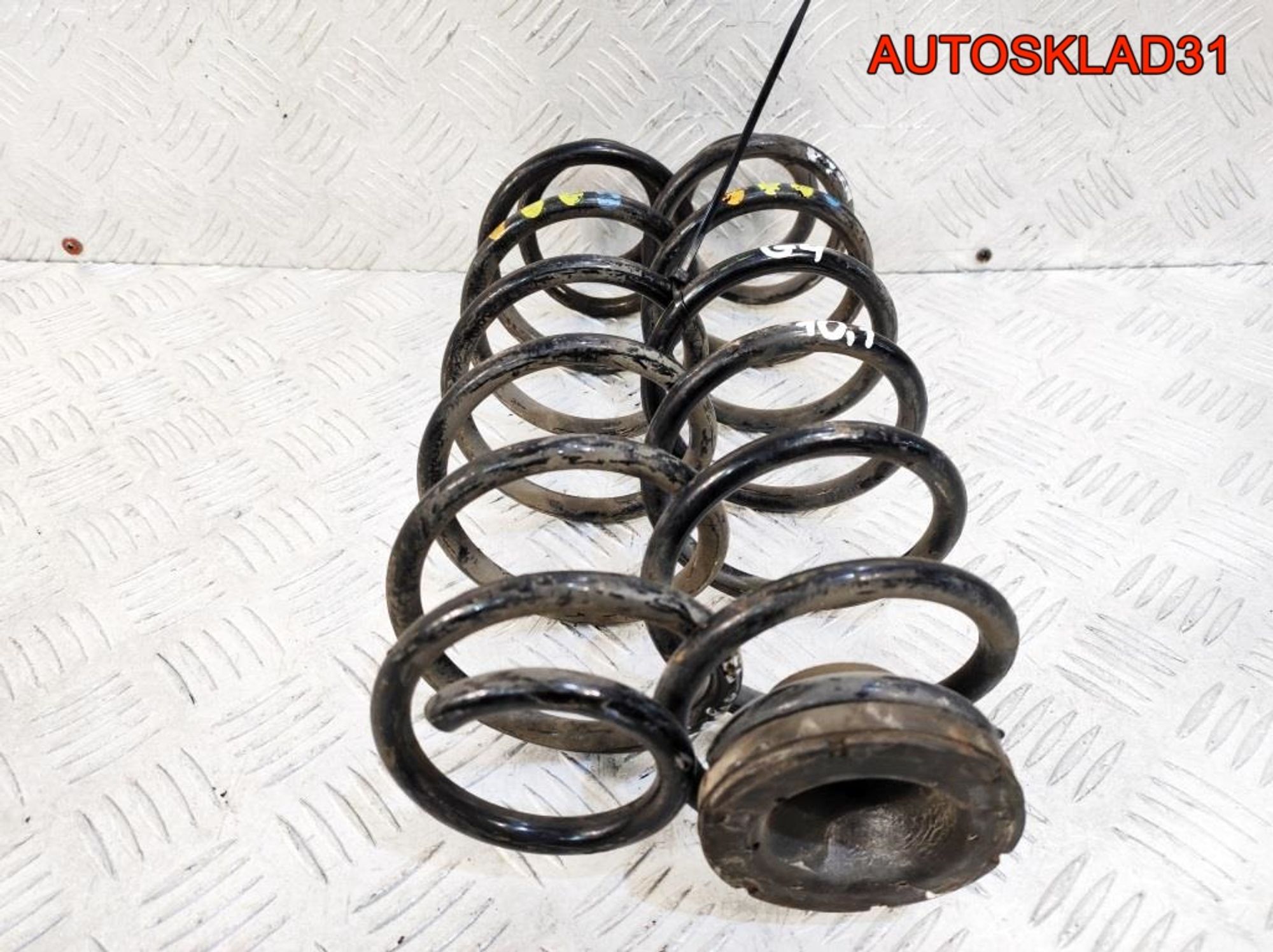 Пружина задняя комплект Volkswagen Golf Mk4, 1800 рублей, Дубовое