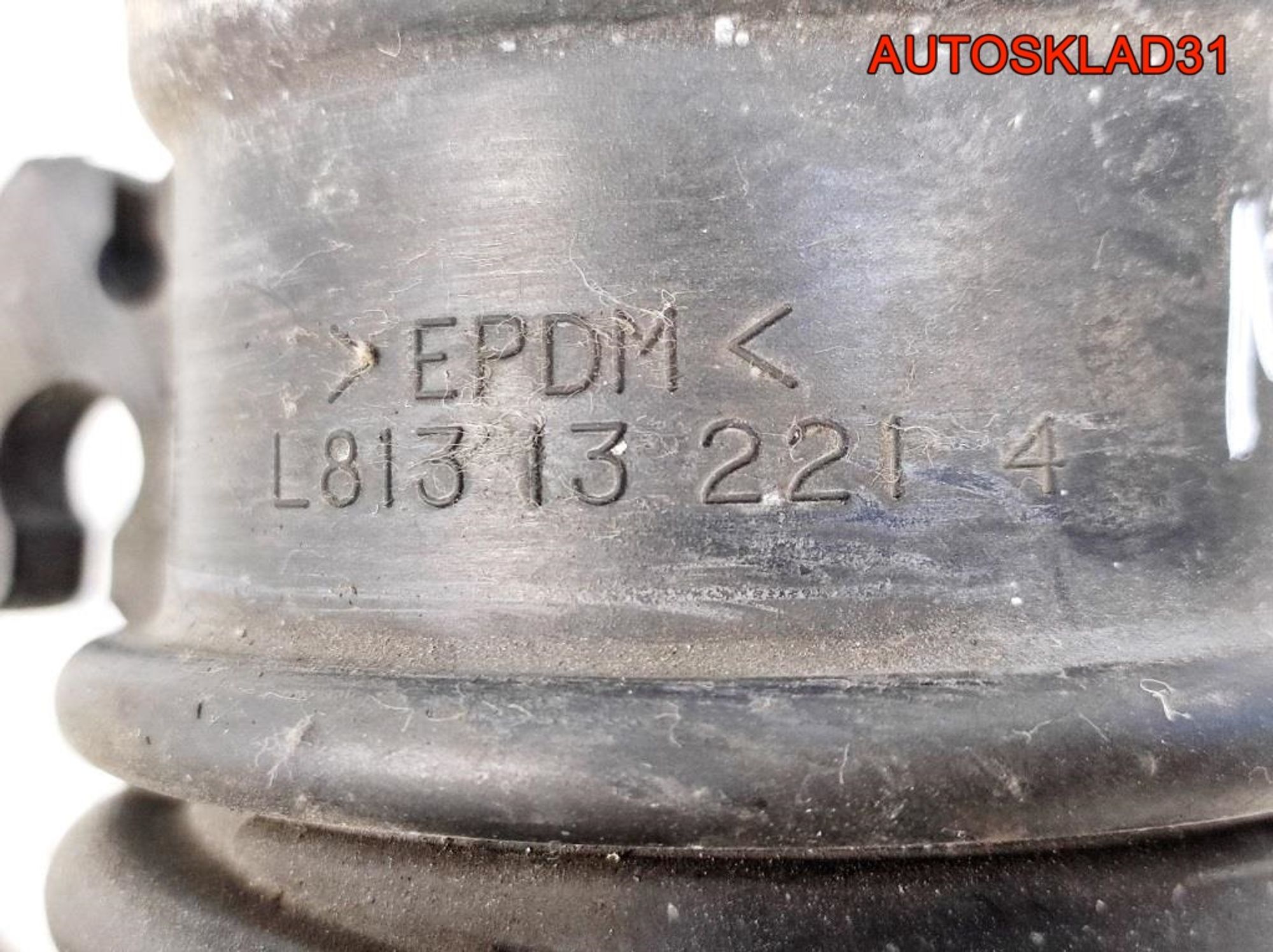 Патрубок воздушного фильтра Mazda 6 GG L81313221A, 900 рублей, Дубовое