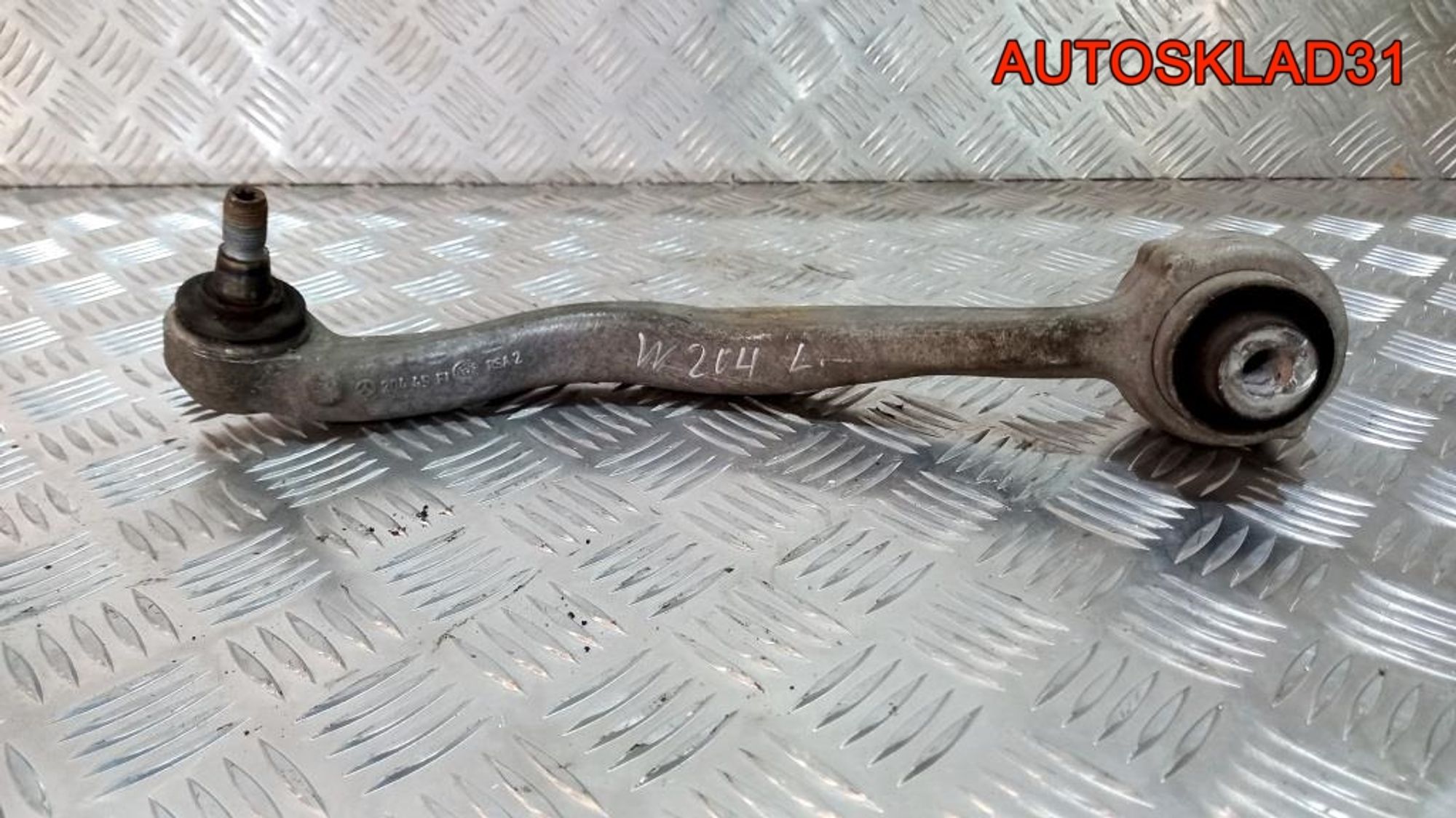Рычаг передний нижний левый Mercedes Benz W204 A2043306711, 2000 рублей, Дубовое