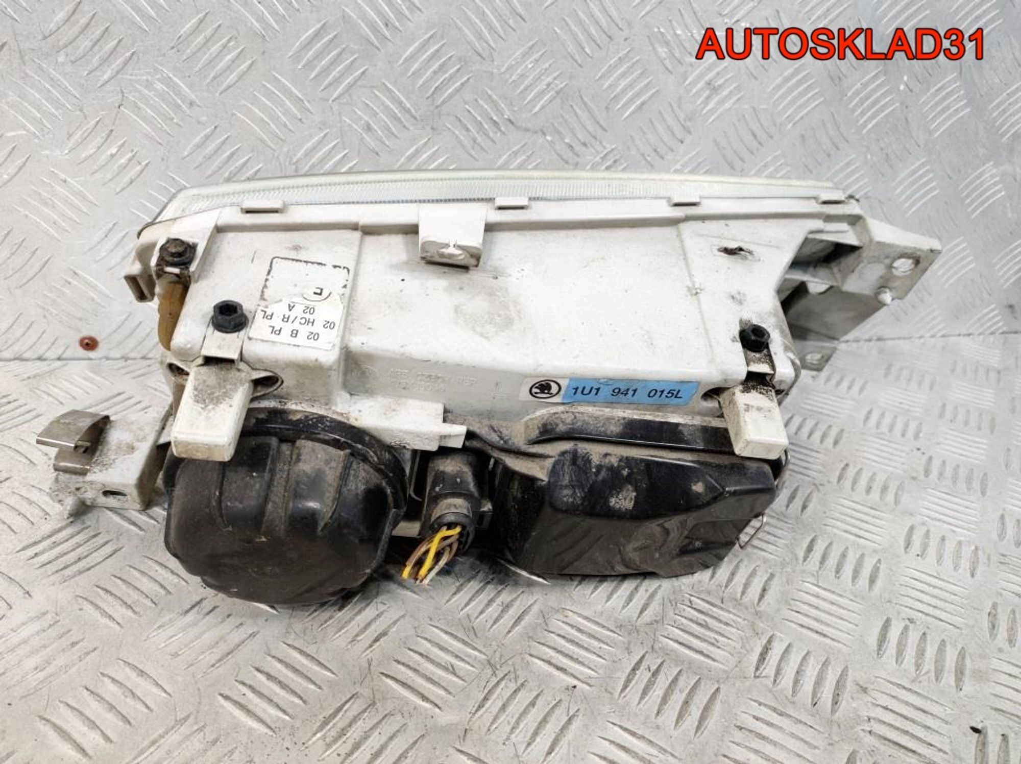 Фара левая Skoda Octavia A4 1U1941015L, 8100 рублей, Дубовое