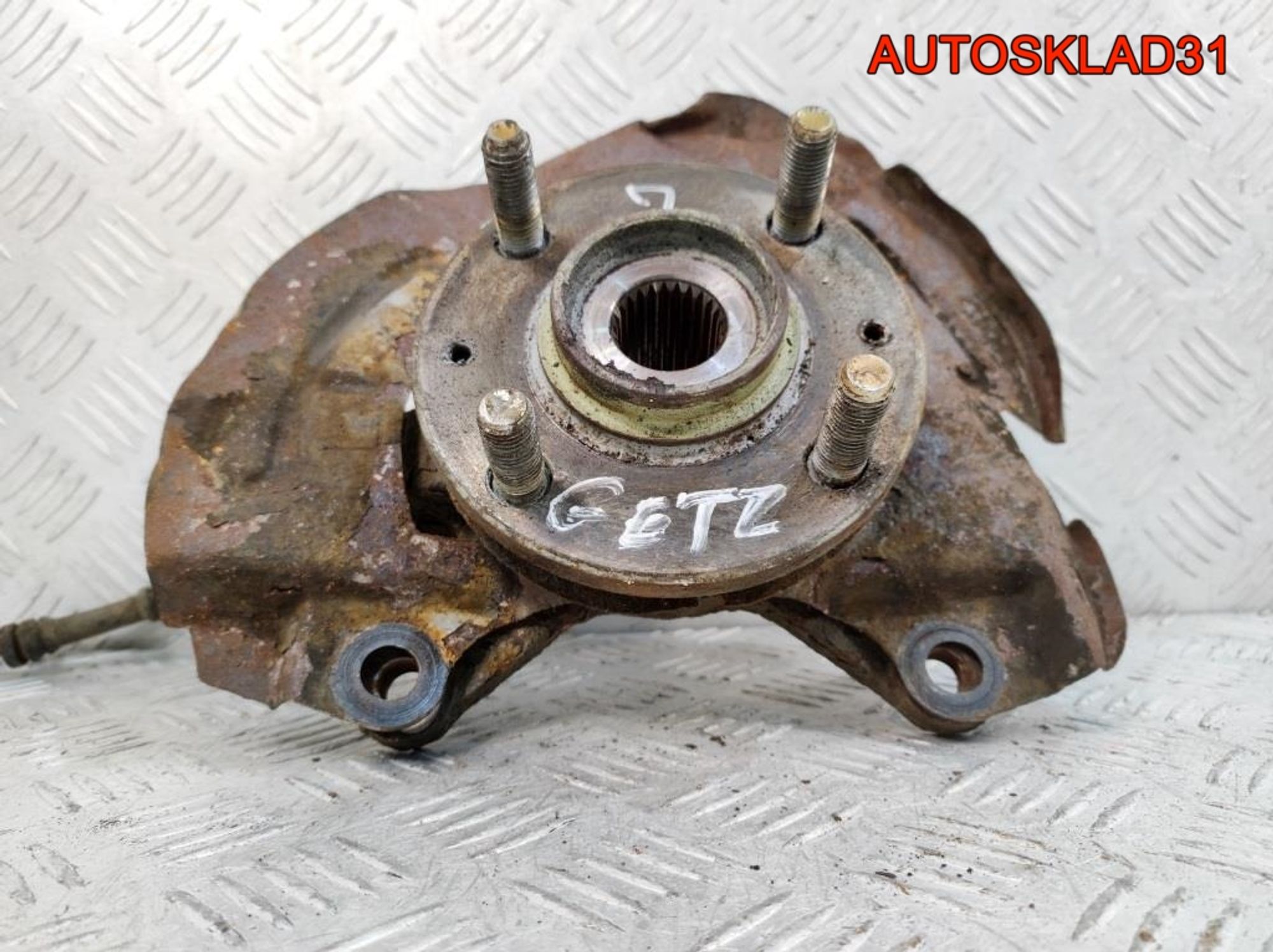 Кулак поворотный передний левый в сборе Hyundai Getz 517151C110, 4500 рублей, Дубовое
