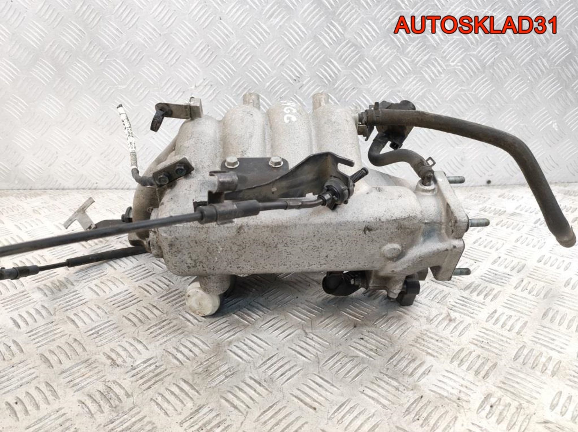 Коллектор впускной Kia Sportage 2 2.0 G4GC Бензин, 900 рублей, Дубовое