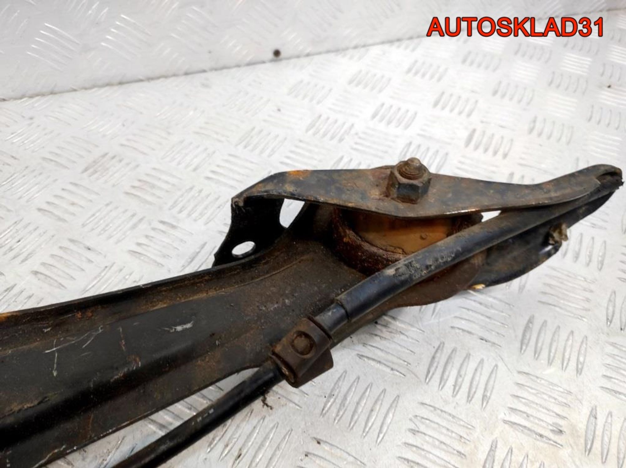 Кулак задний правый в сборе Honda Shuttle 2.3  F23A7, 6000 рублей, Дубовое