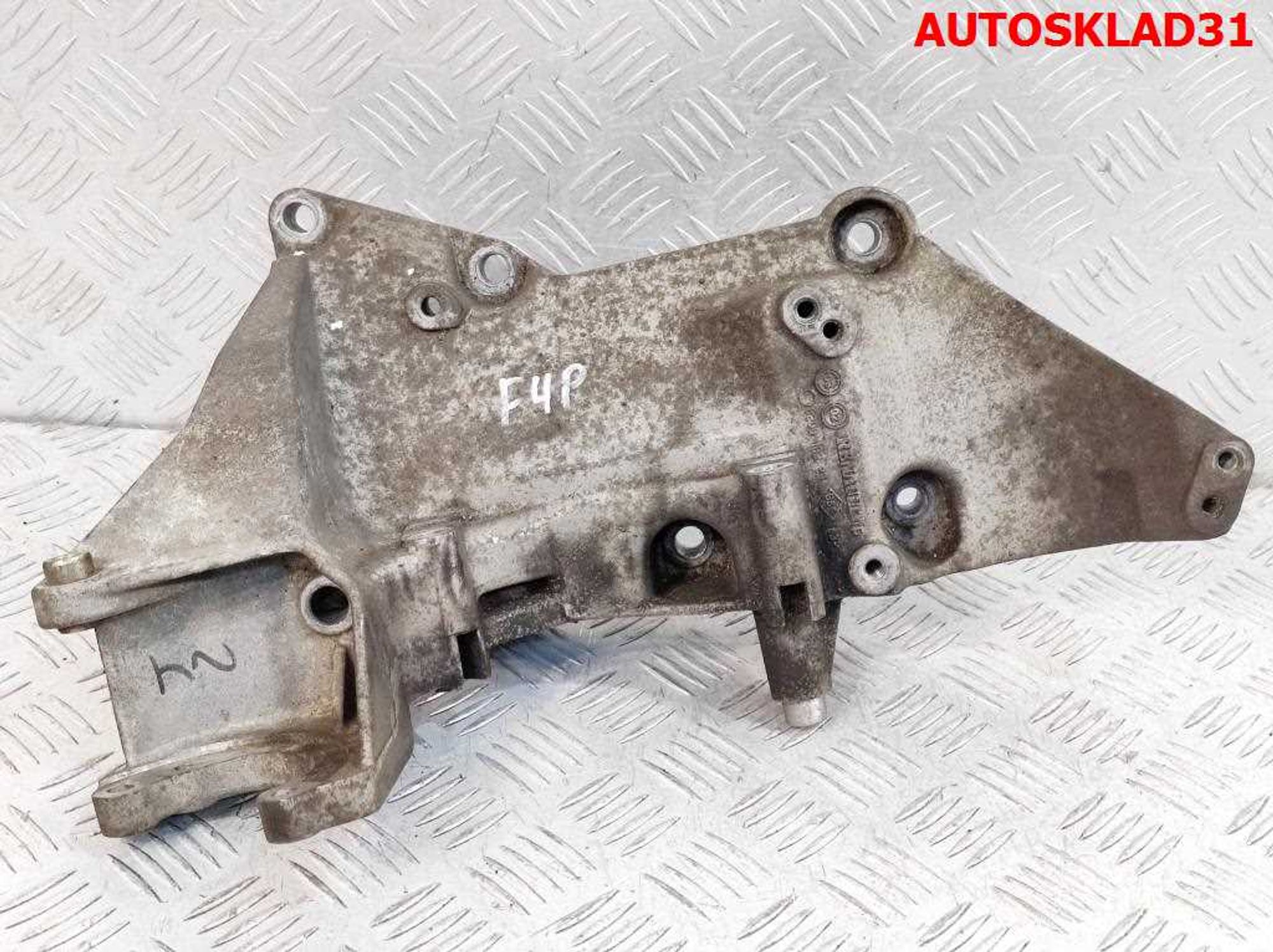 Кронштейн генератора Renault Laguna 2 1.8 F4P Бензин 8200183234, 2000 рублей, Дубовое