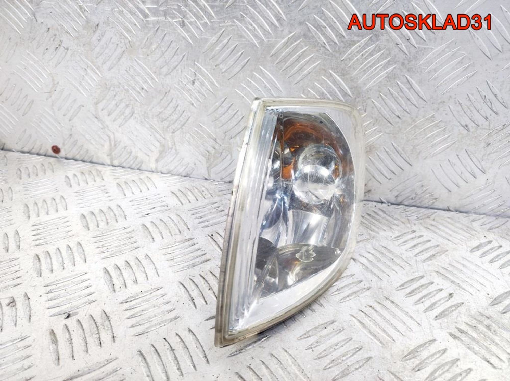 Указатель поворота левый белый VW Polo 6N0953041N, 500 рублей, Дубовое