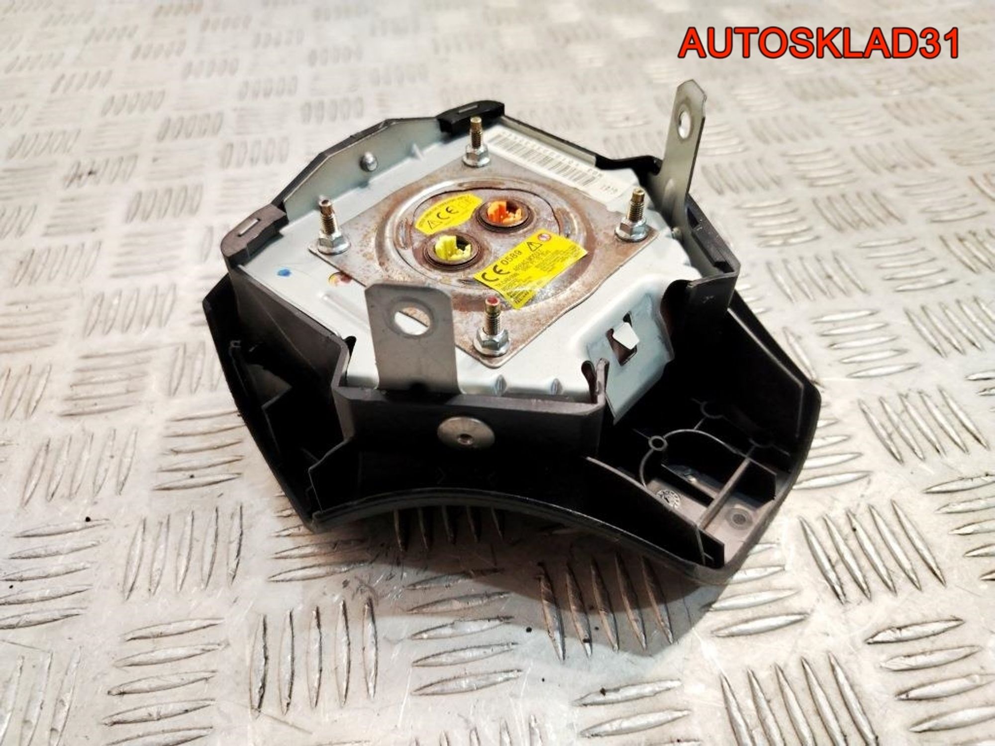 Подушка безопасности в руль Mazda 6 GG Дорест GJ6A57K00C02, 2500 рублей, Дубовое