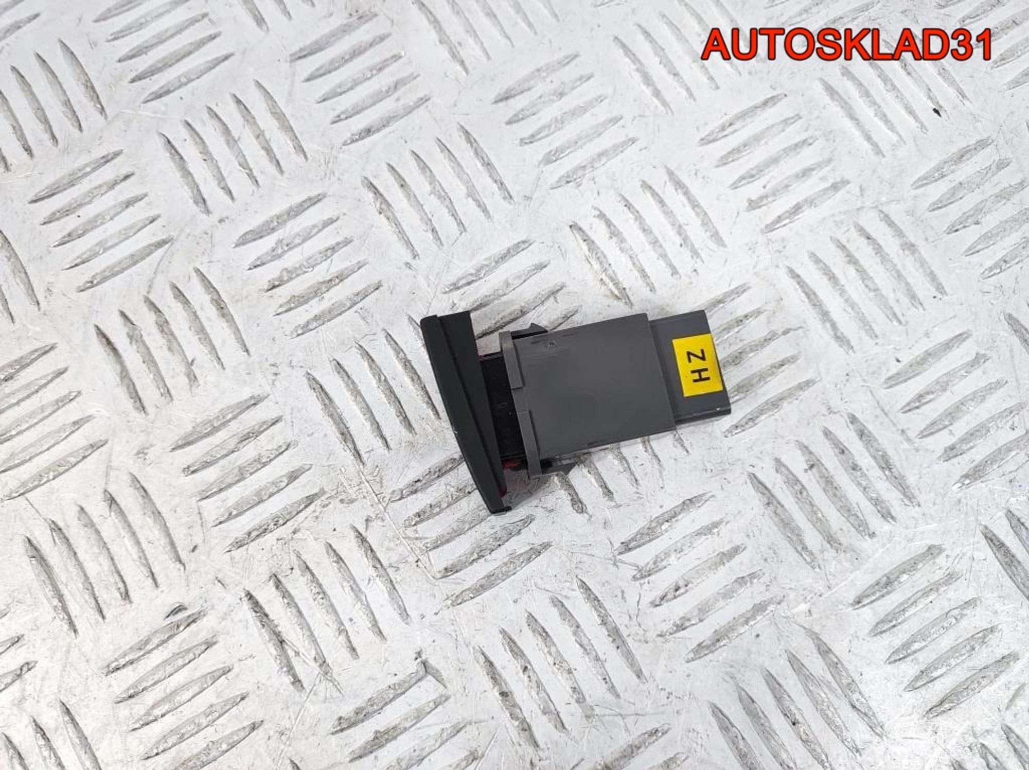 Кнопка аварийной сигнализации Chevrolet Evanda, 500 рублей, Дубовое