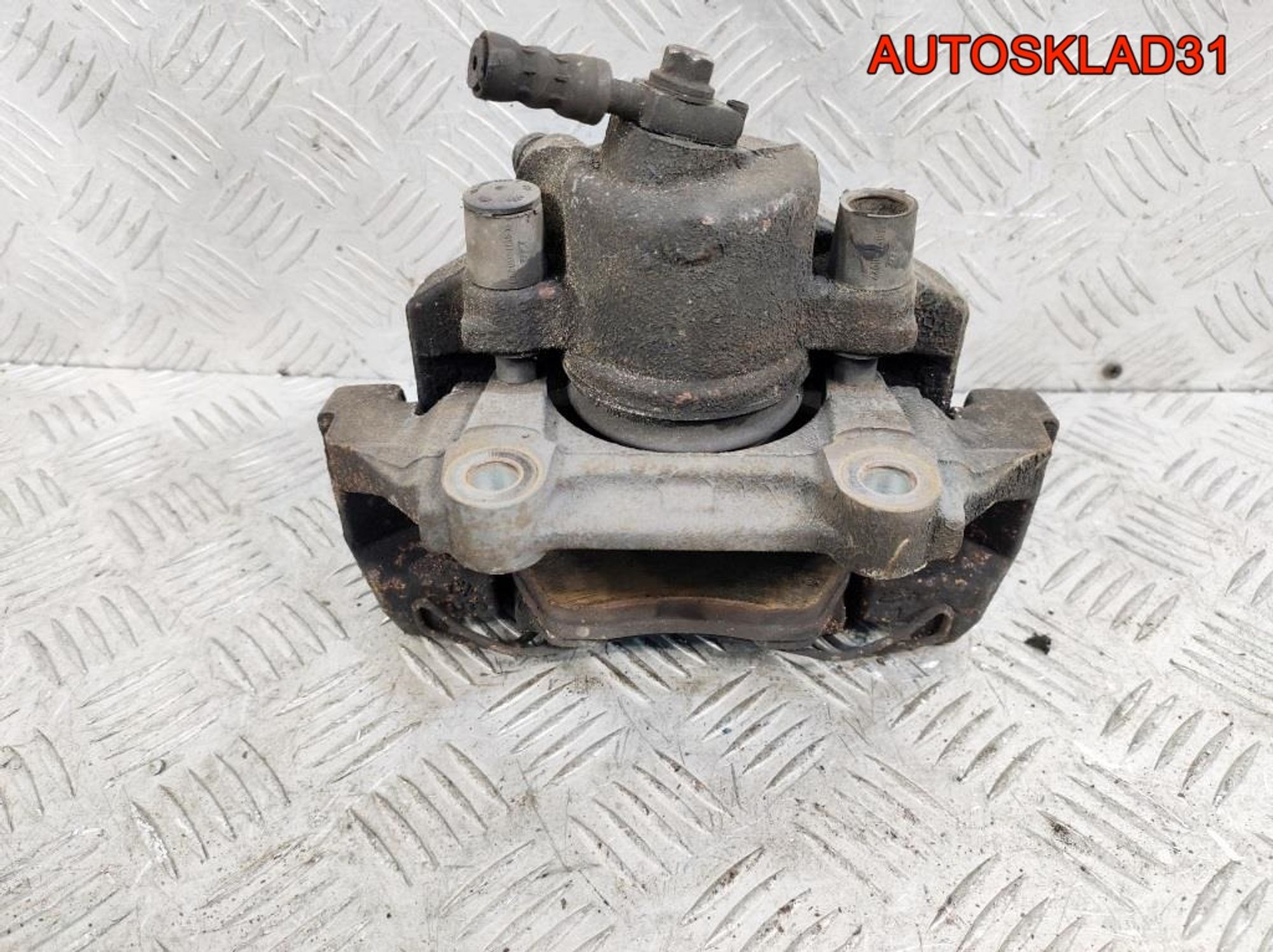 Суппорт тормозной передний левый Skoda Rapid 1K0615123E, 2300 рублей, Дубовое