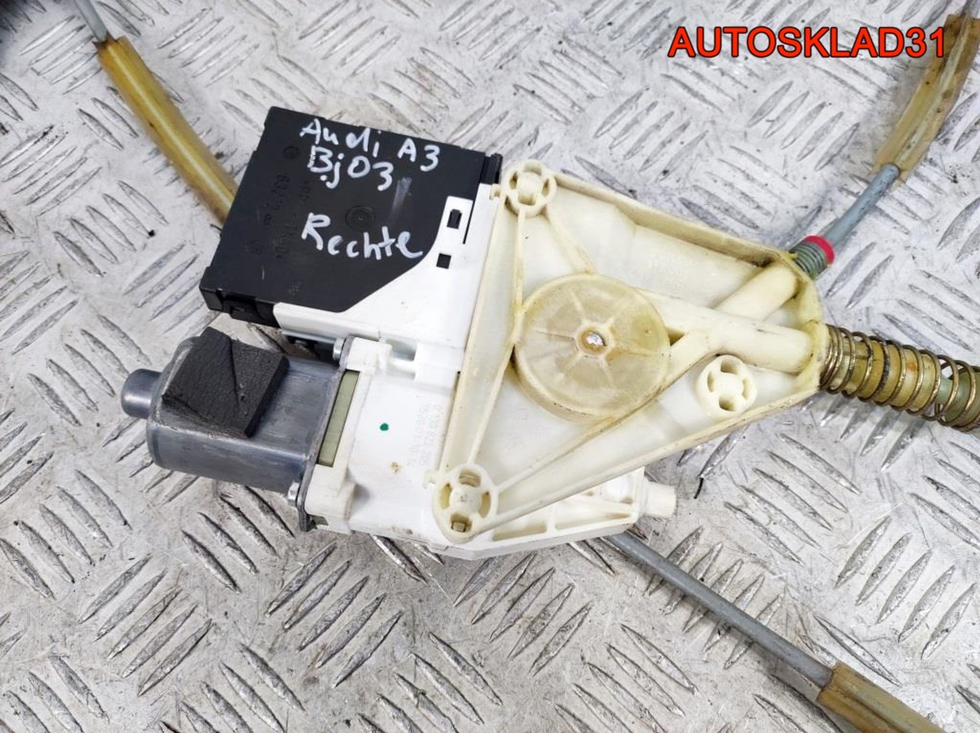 Стеклоподъемник передней правой двери Audi A3 8P, 4100 рублей, Дубовое