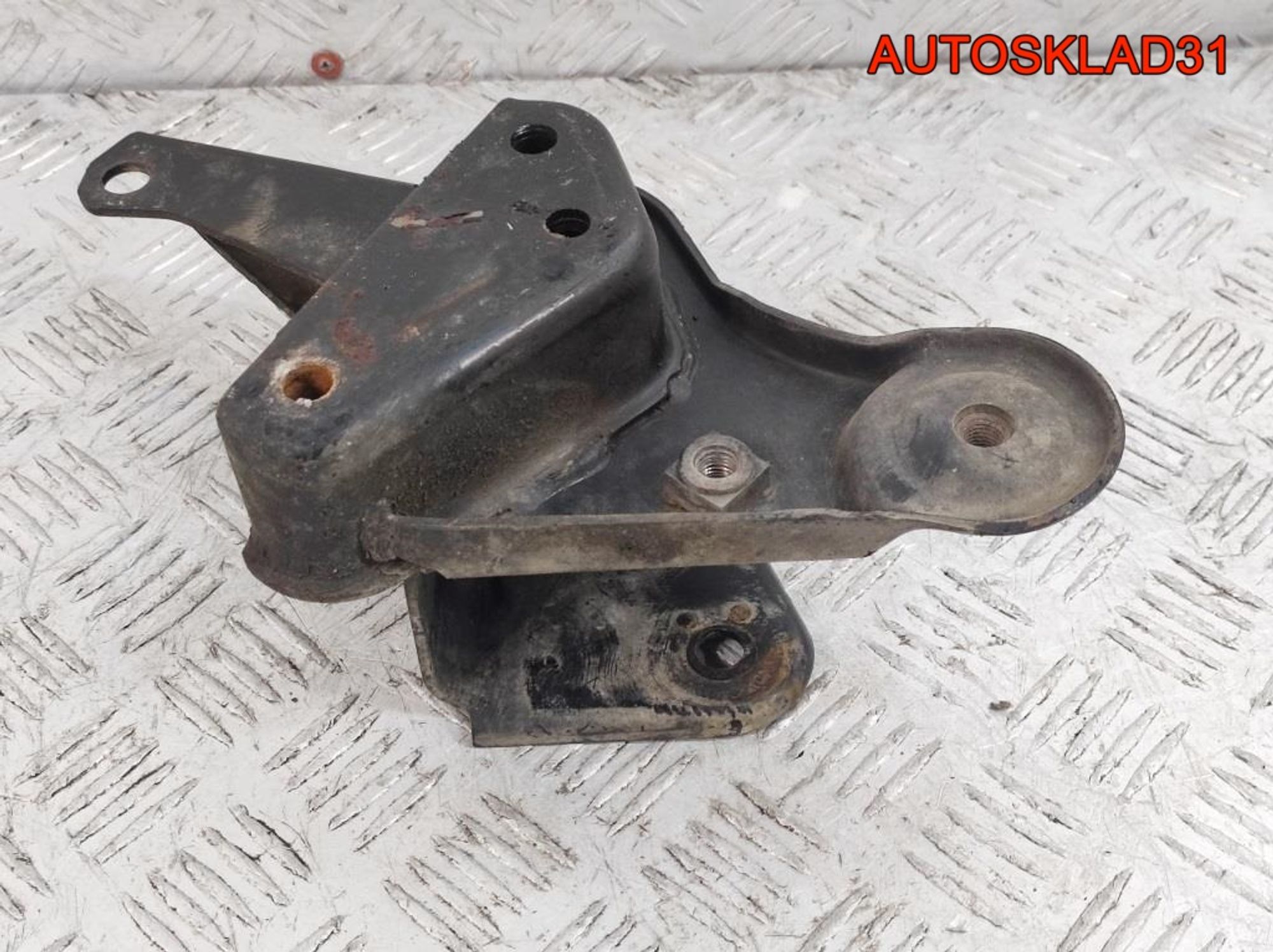 Кронштейн двигателя задний Nissan Primera P11 2,0 SR20DE Бензин, 600 рублей, Дубовое