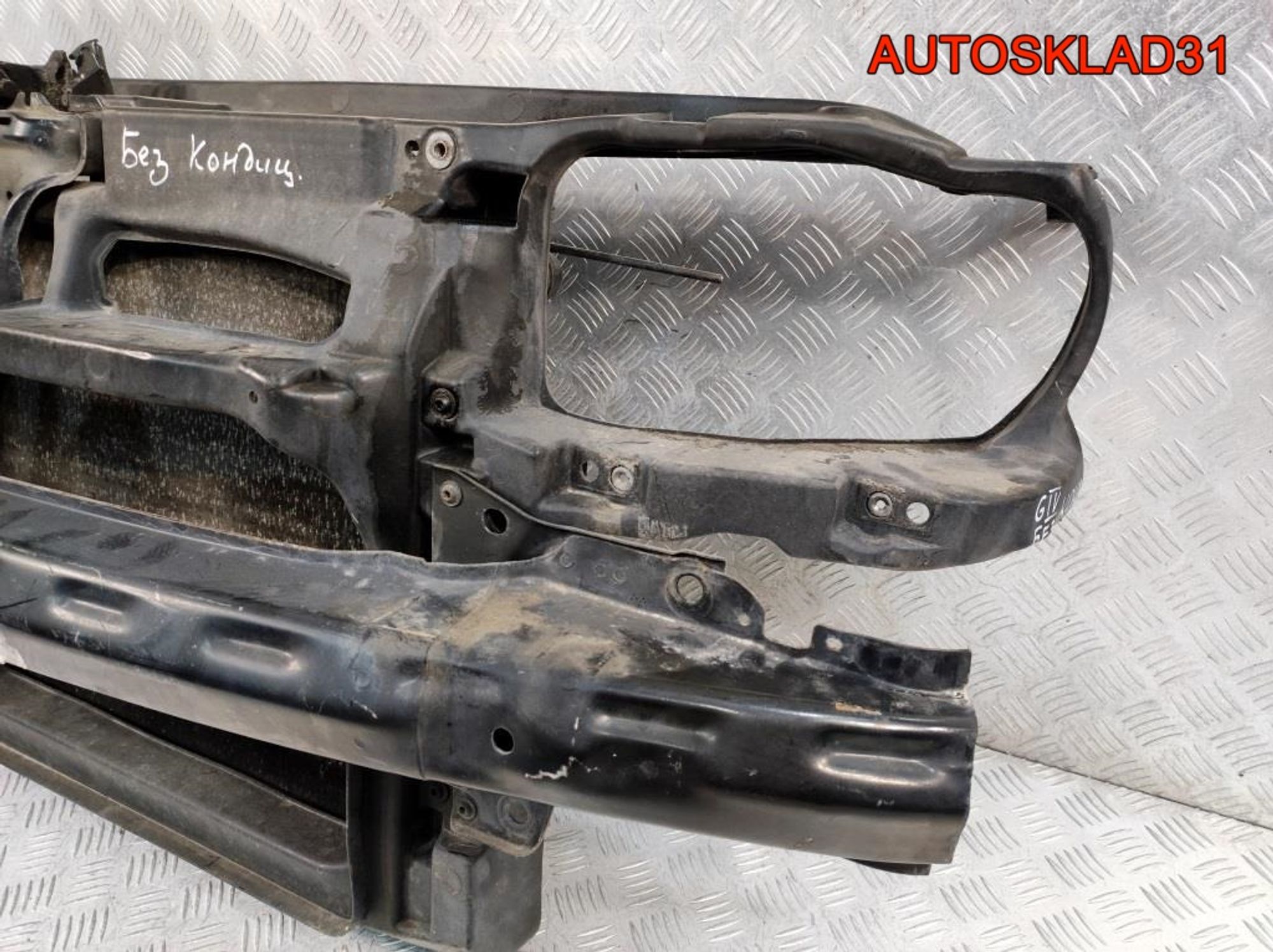 Панель передняя Голая VW Golf 4 1J0805594 Бензин без кондиционера, 4500 рублей, Дубовое